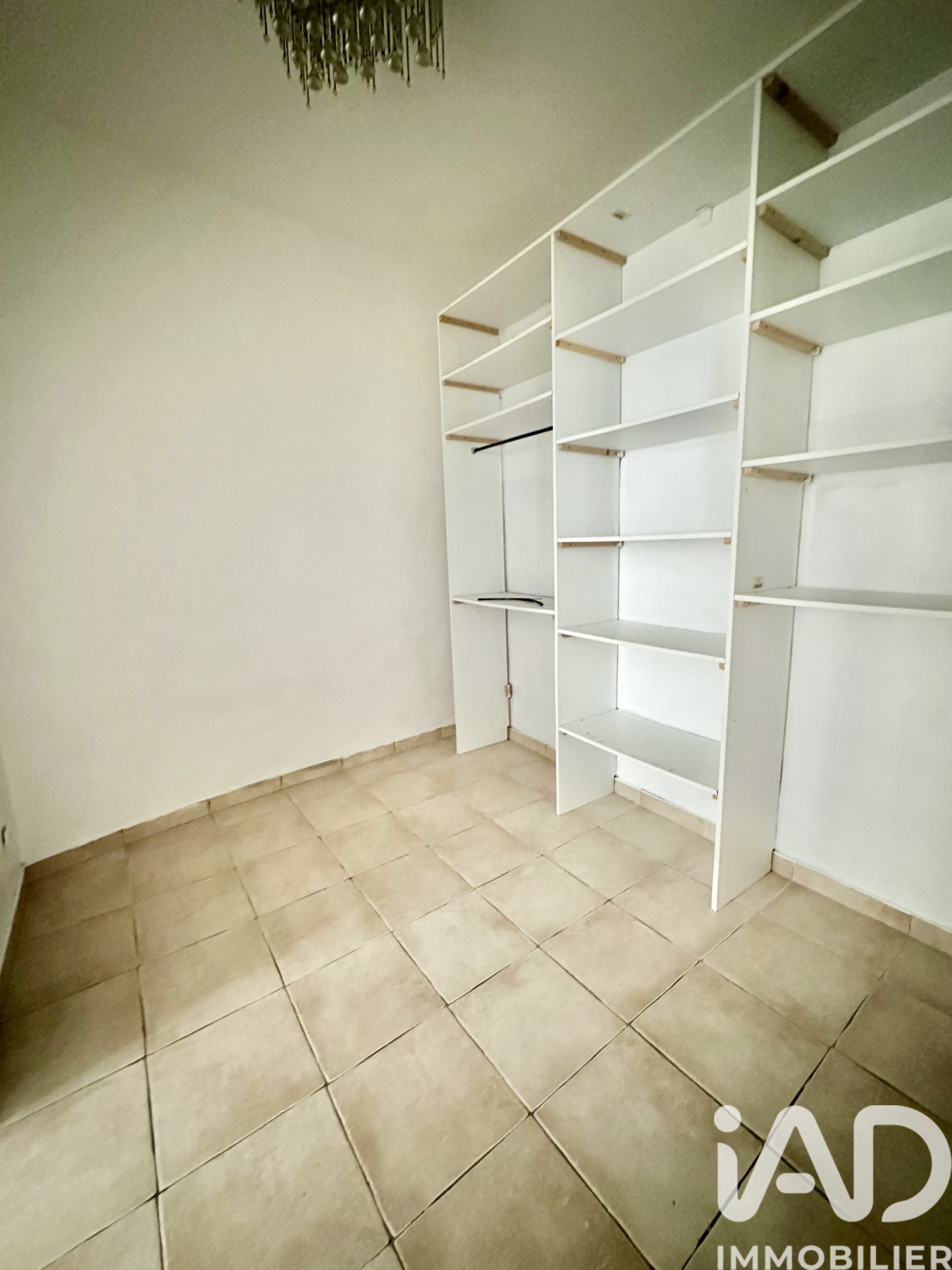 Vente appartement à Ollioules (83190) : appartement 2 pièces 46 m² - 1961422 — 10