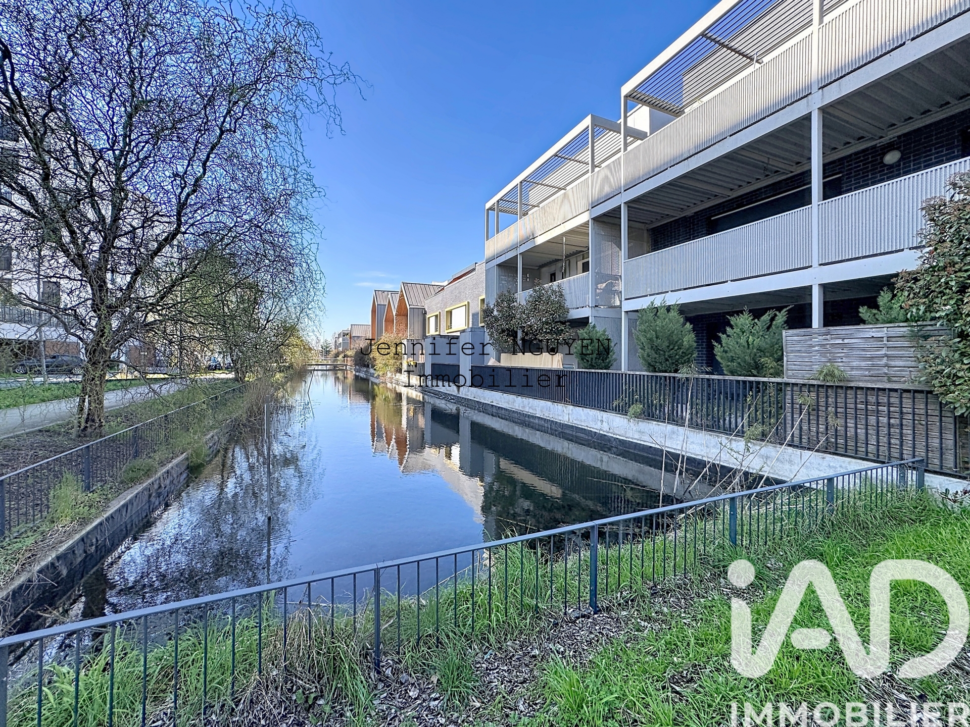 Vente appartement à Bordeaux (33300) : appartement 3 pièces 65 m² — 2