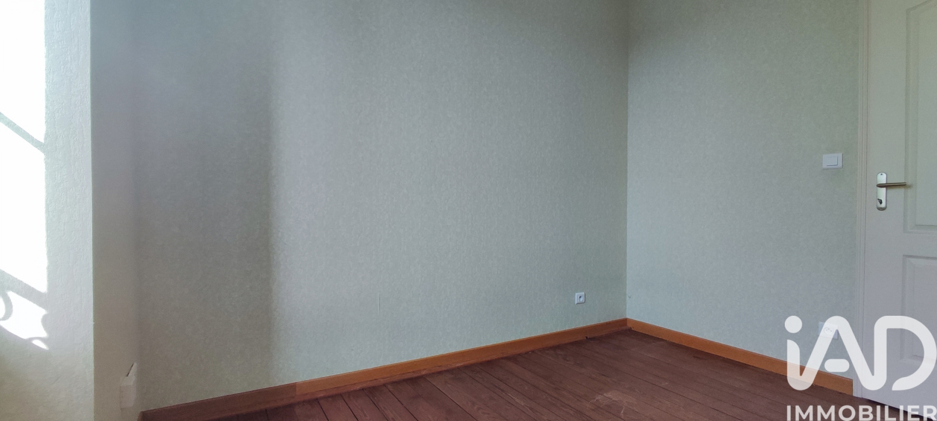 Vente maison à La Crèche (79260) : maison de ville 5 pièces 116 m² — 9