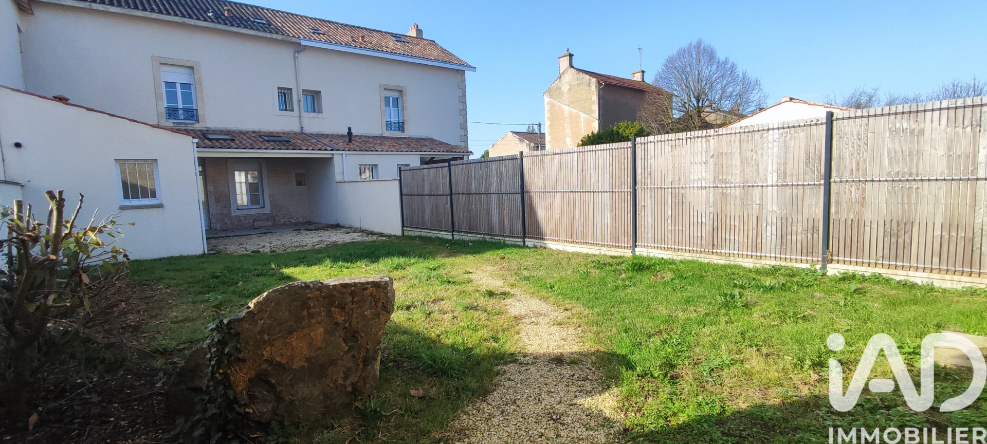 Vente maison à La Crèche (79260) : maison de ville 5 pièces 116 m² — 15