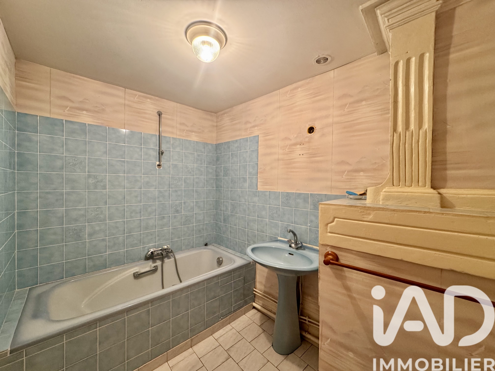 Vente maison à Chinon (37500) : maison de ville 2 pièces 60 m² — 5
