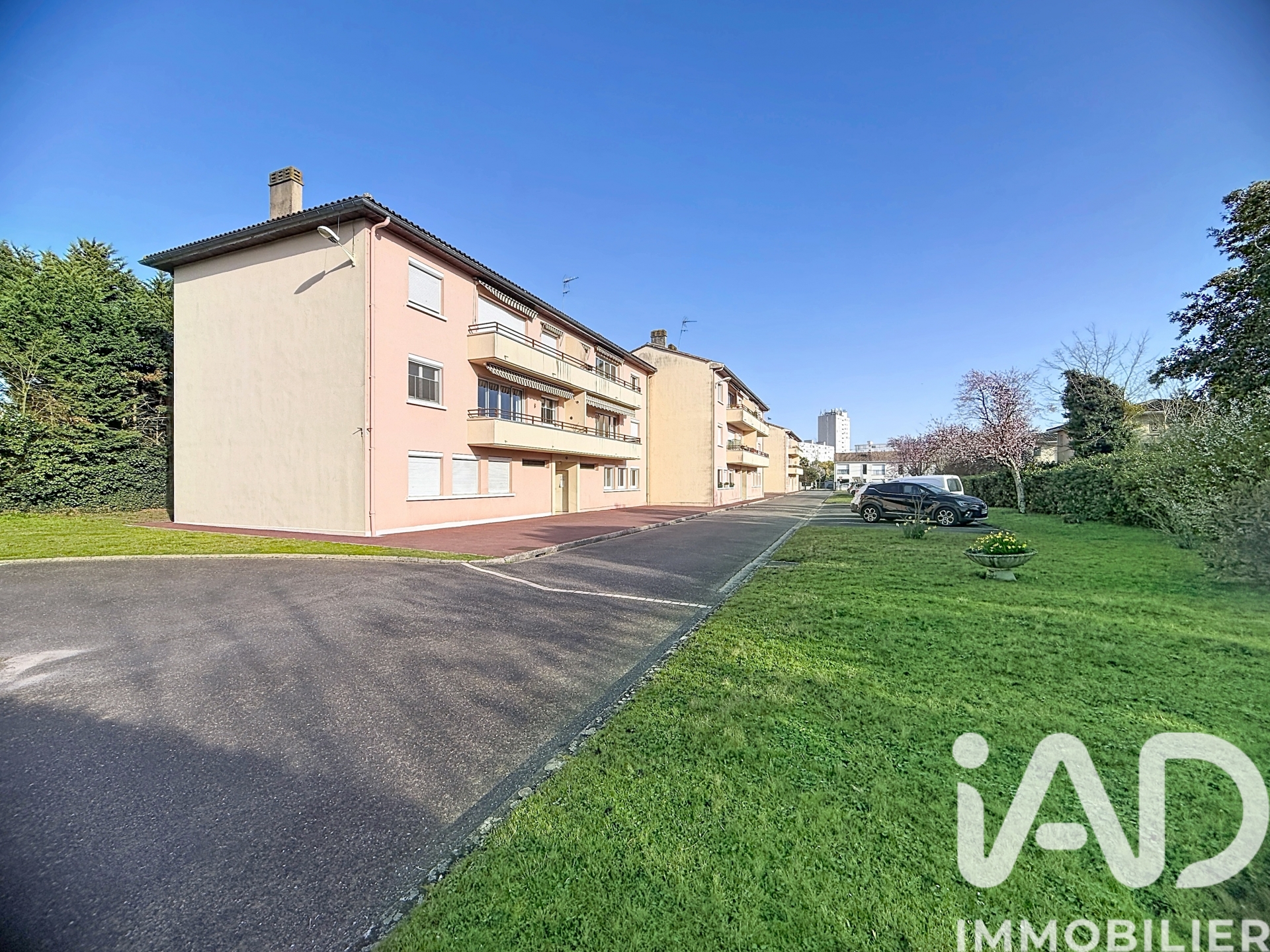 Vente appartement à Bordeaux (33200) : appartement 3 pièces 58 m² - 1999346 — 2