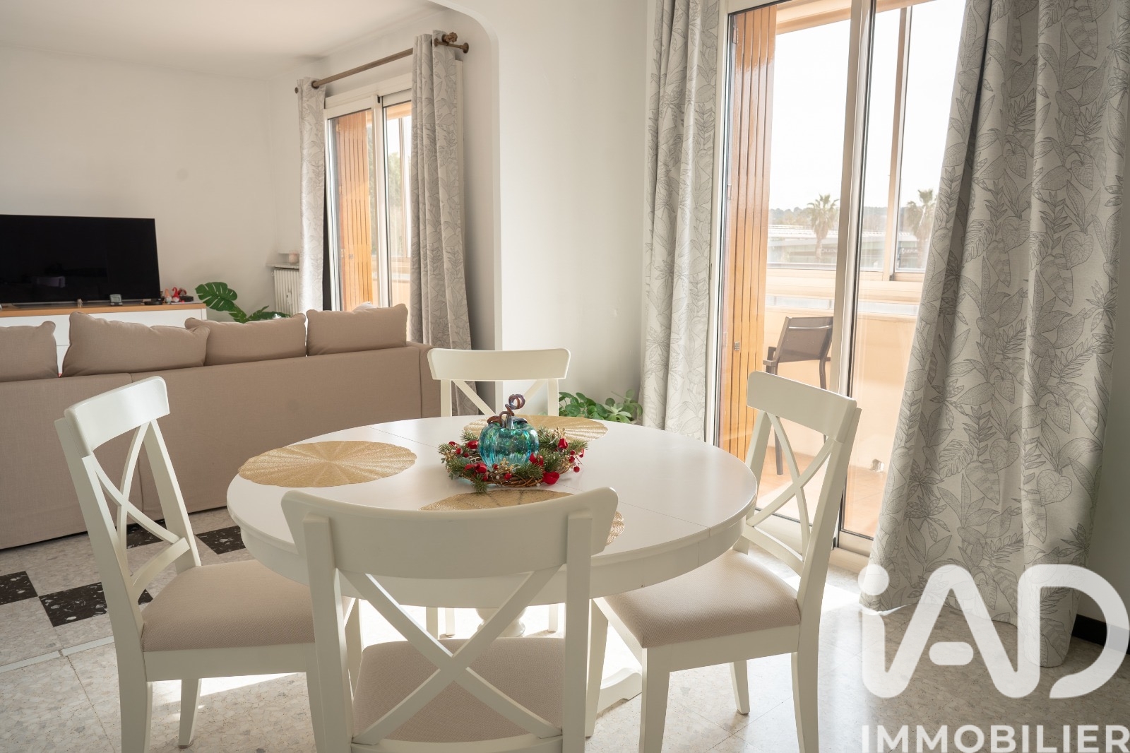 Vente appartement à toulon (83100) : appartement 3 pièces 77 m² - 1964409 — 2