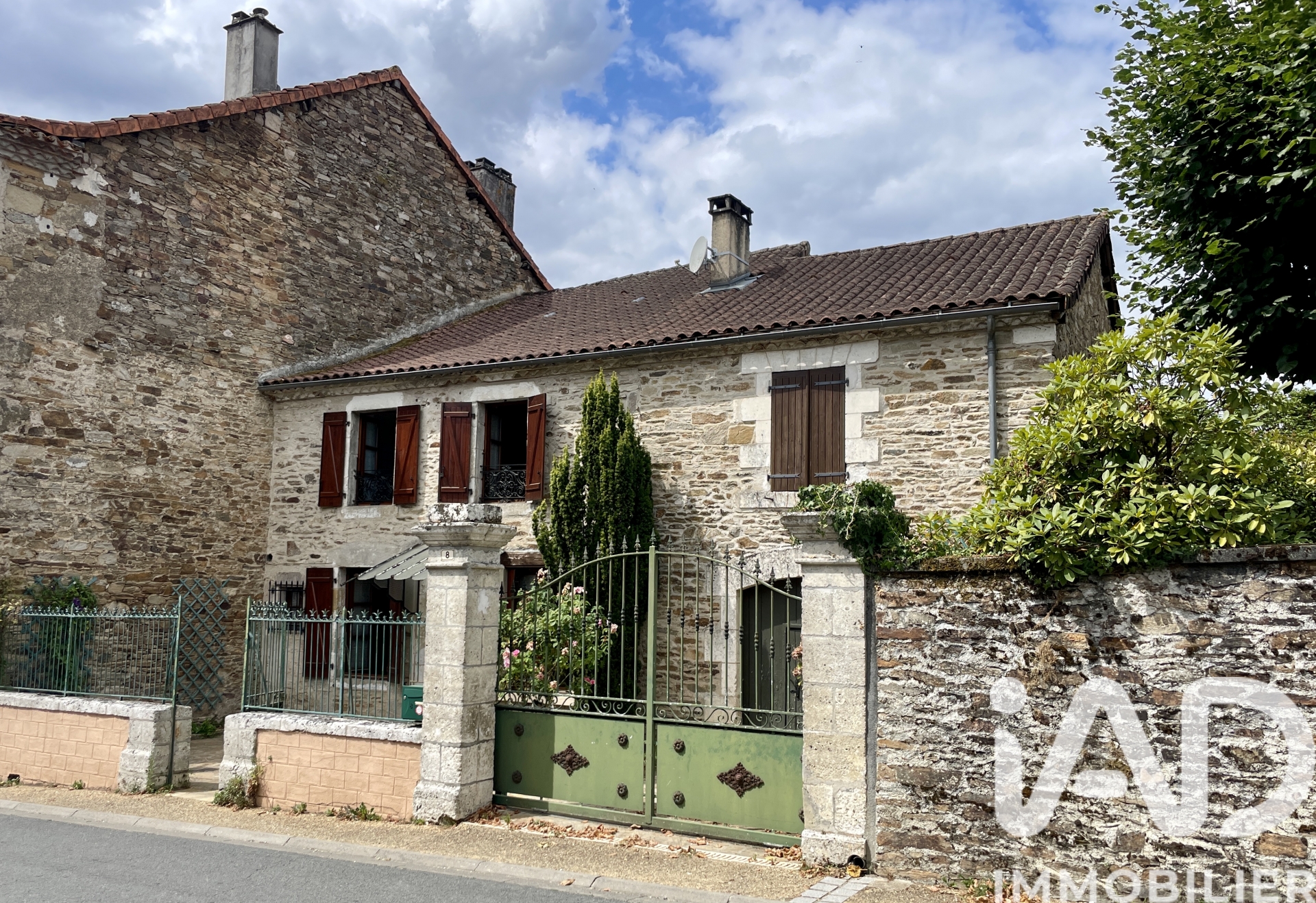 Vente maison à Mialet (24450) : maison de village 6 pièces 130 m² - 1966341 — 6