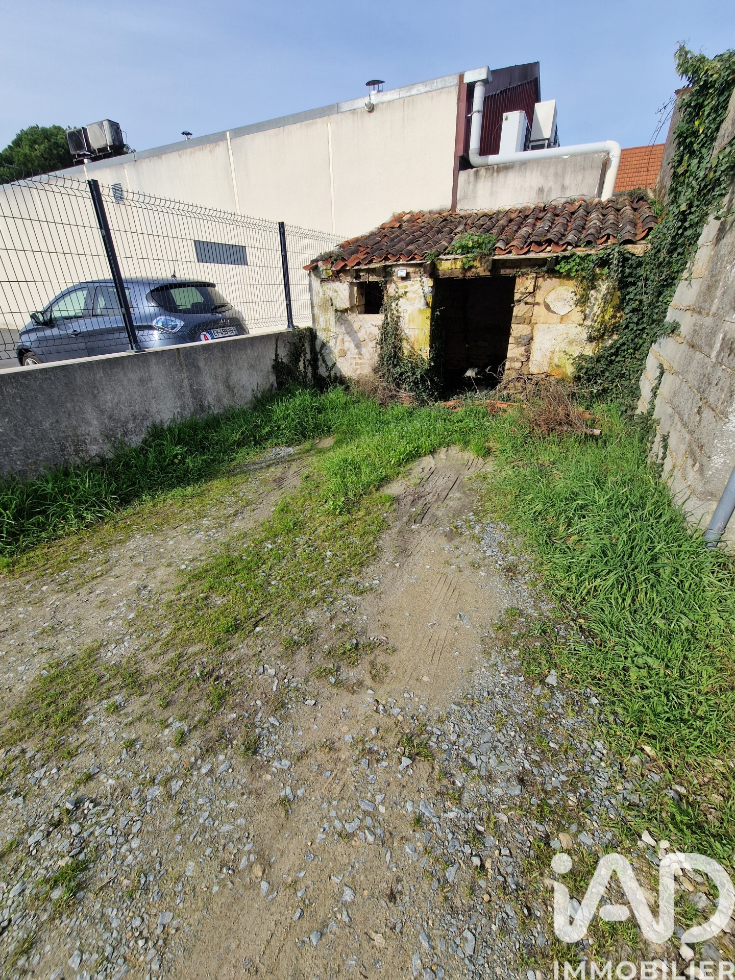 Vente maison à Surgères (17700) : maison 4 pièces 89 m² — 5