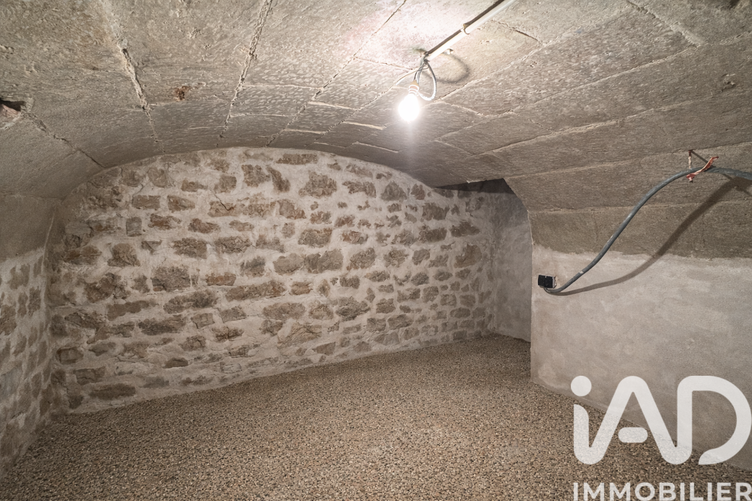 Vente maison à Châtellerault (86100) : maison de ville 2 pièces 48 m² — 7