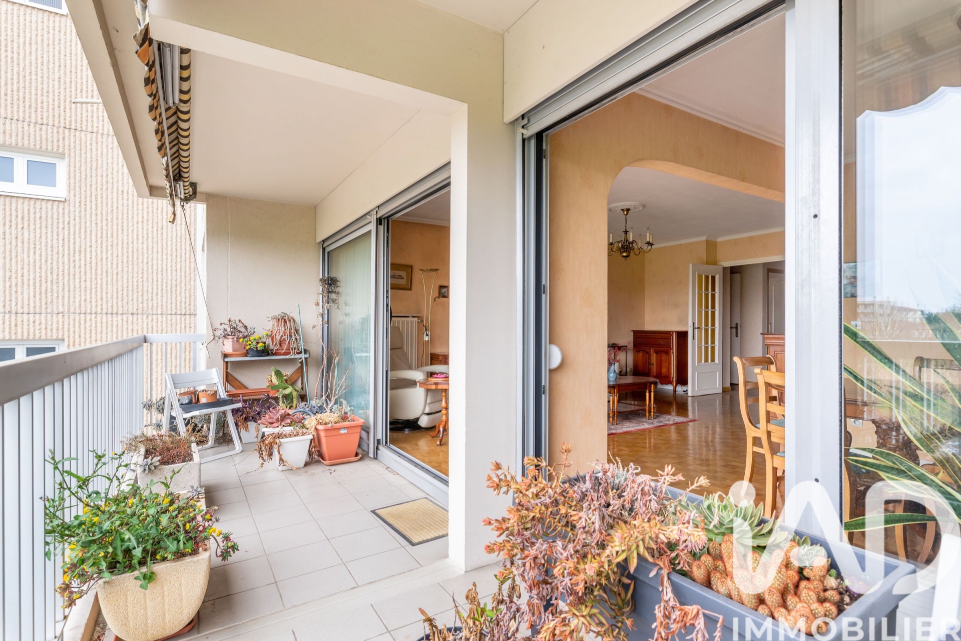 Vente appartement à Bron (69500) : appartement 3 pièces 84 m² - 1967582 — 13
