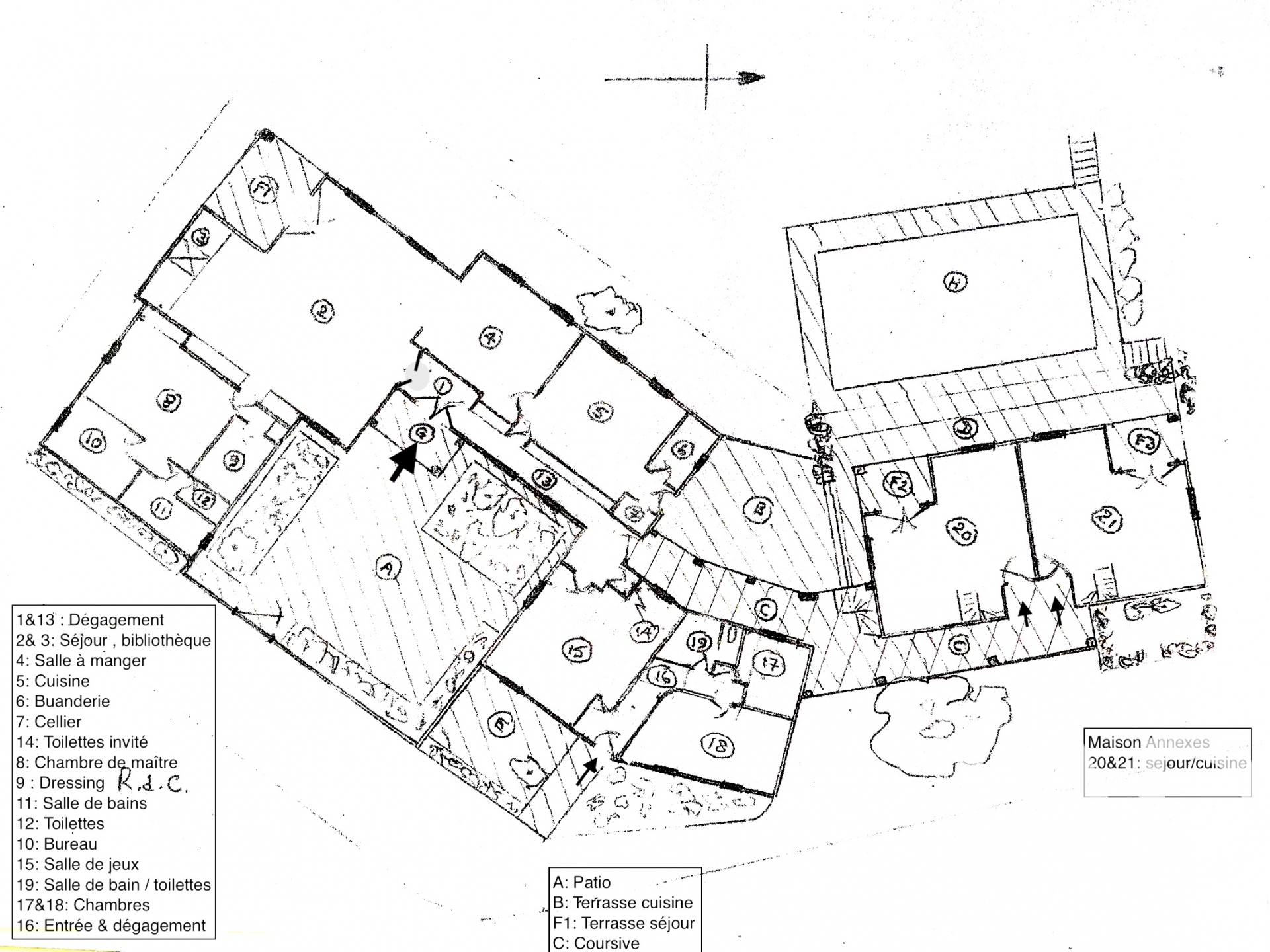 Vente maison à Roquefort — 22