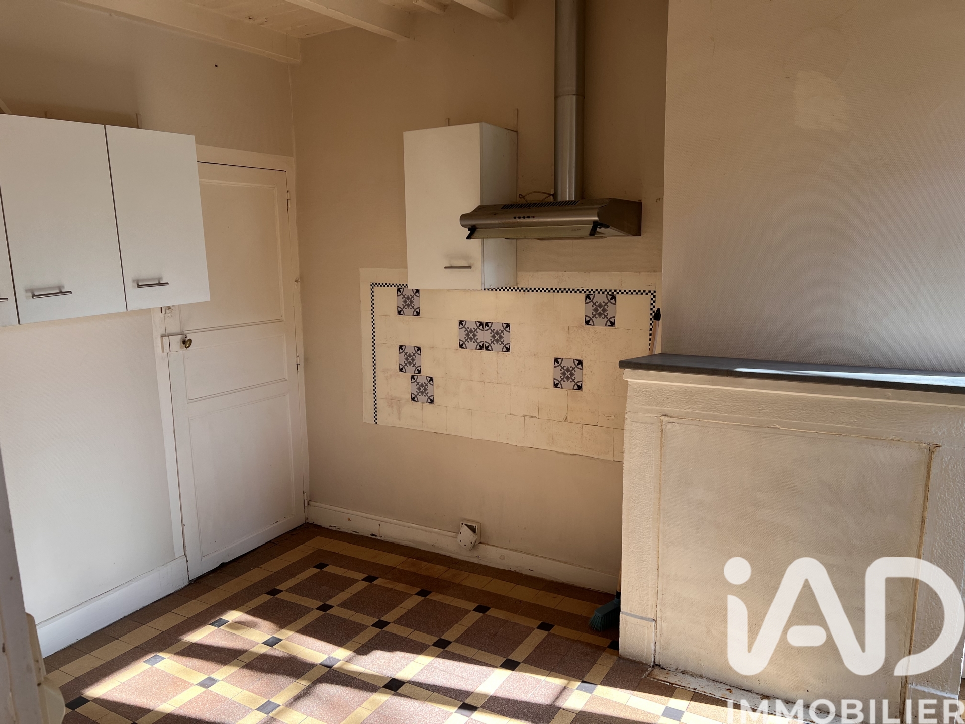 Vente maison à Voulême (86400) : maison de village 3 pièces 78 m² — 6