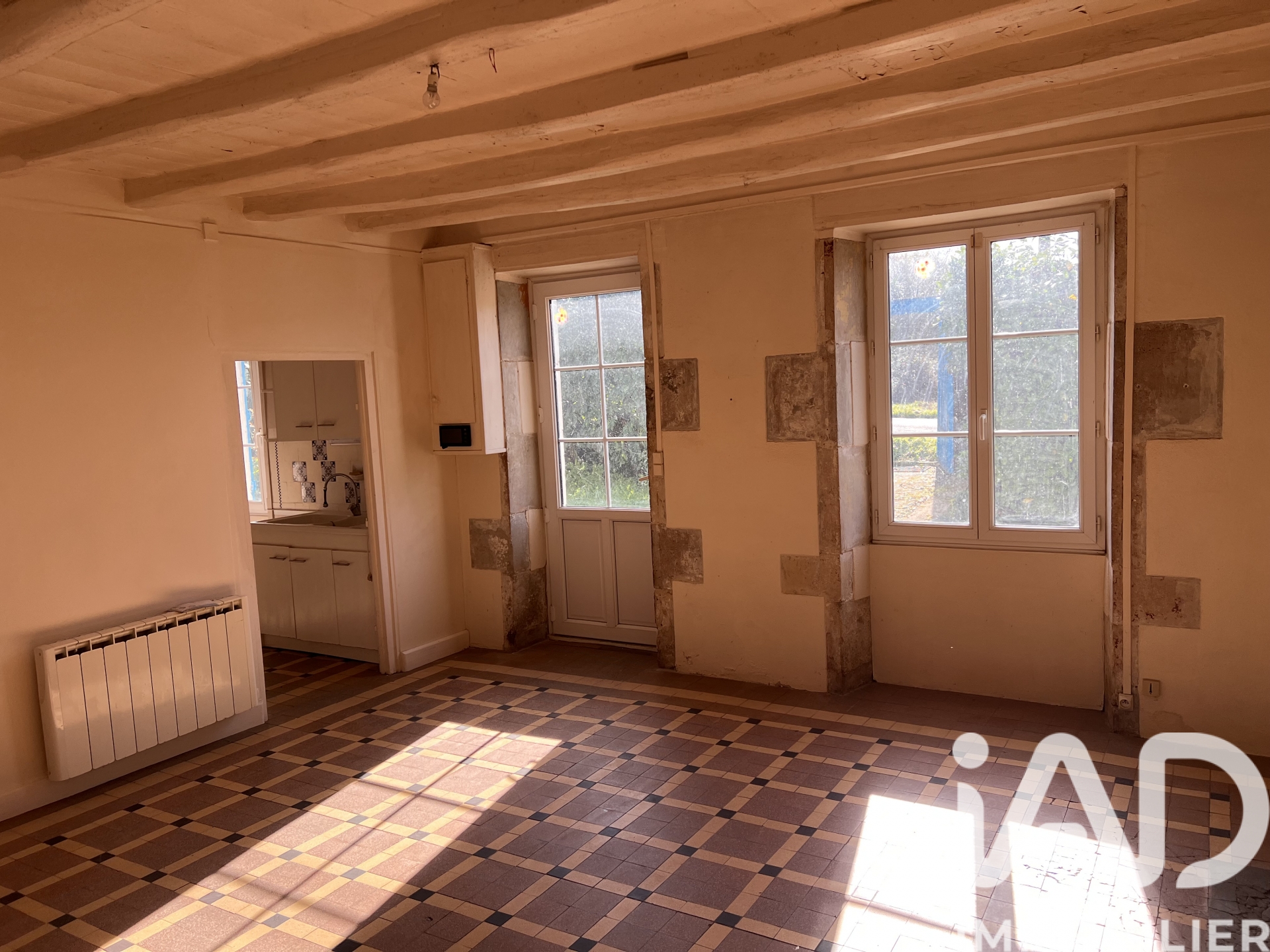 Vente maison à Voulême (86400) : maison de village 3 pièces 78 m² — 4