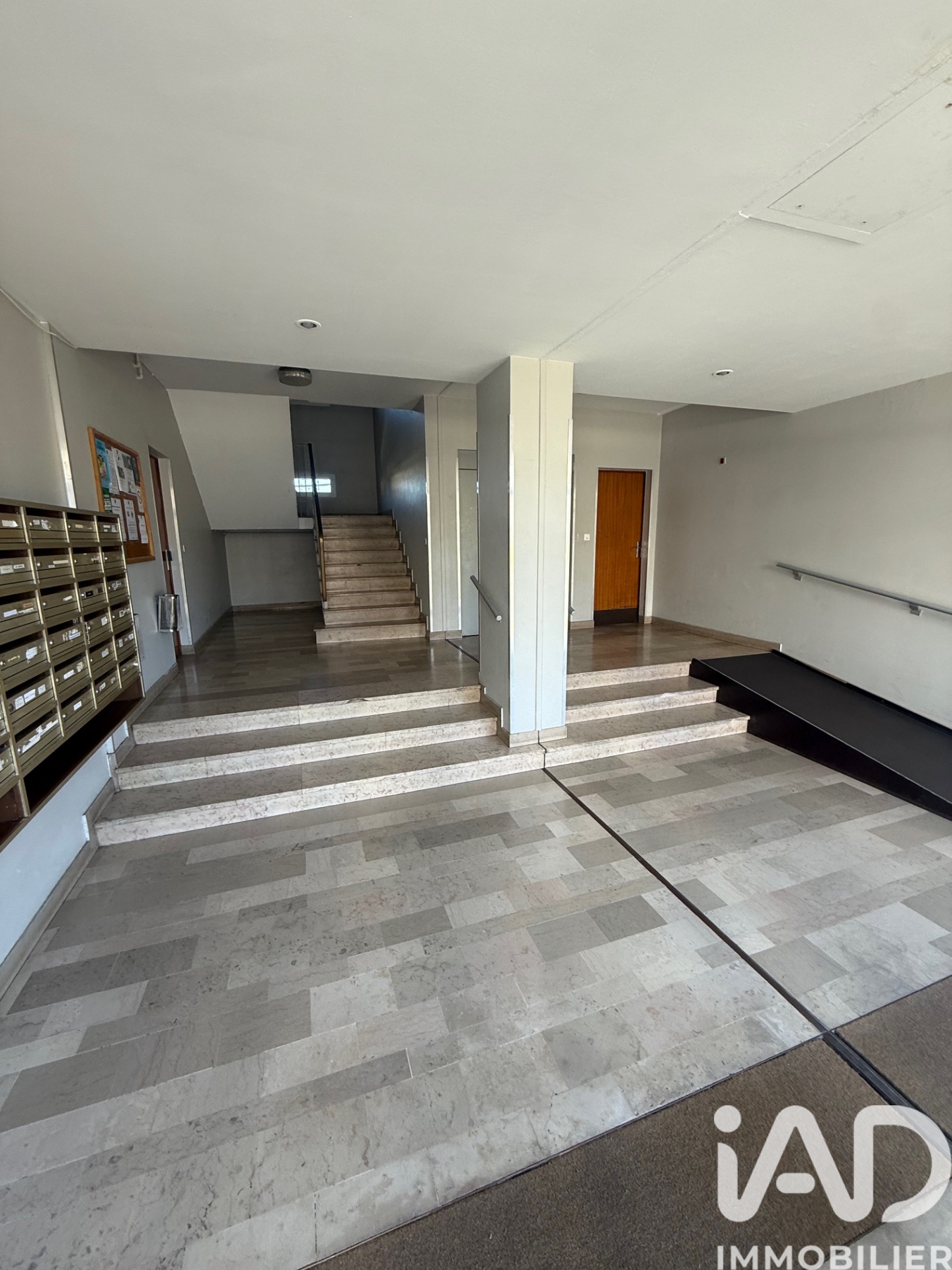 Vente appartement à Tours (37000) : appartement 2 pièces 30 m² - 1971255 — 7