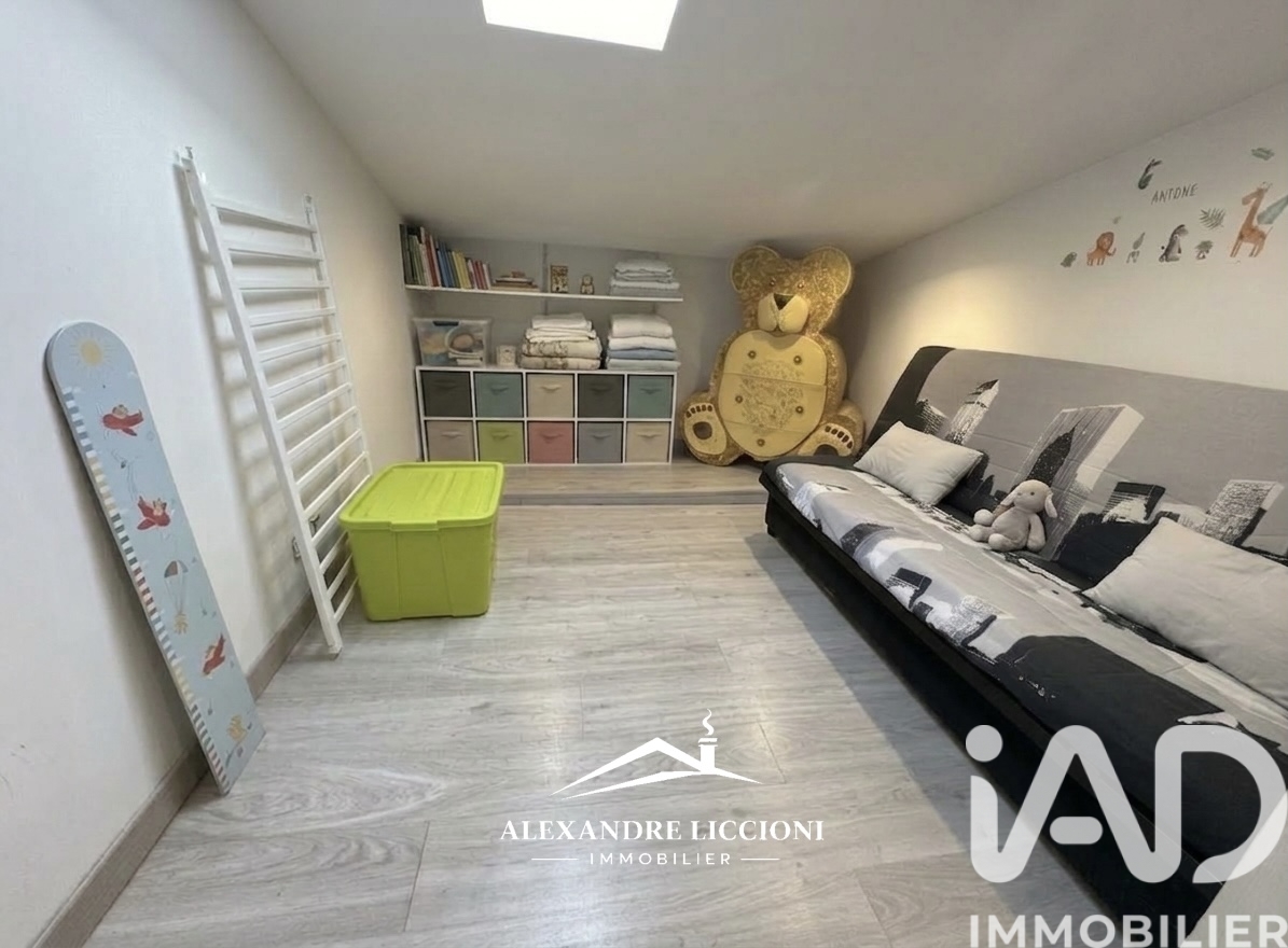 Vente maison à Tourves (83170) : maison 6 pièces 145 m² — 9