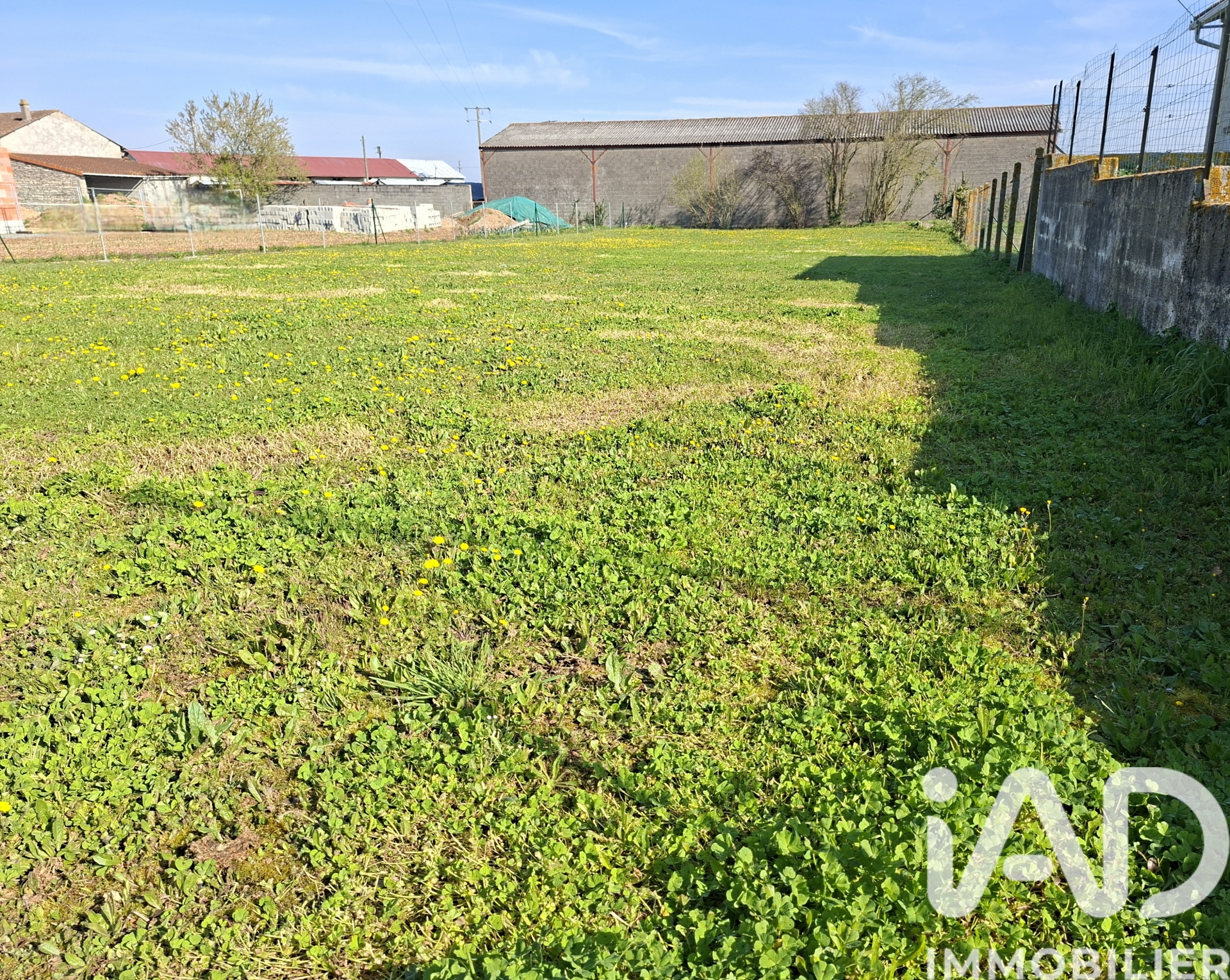 Vente Terrain à bâtir 1 075 m&sup2;