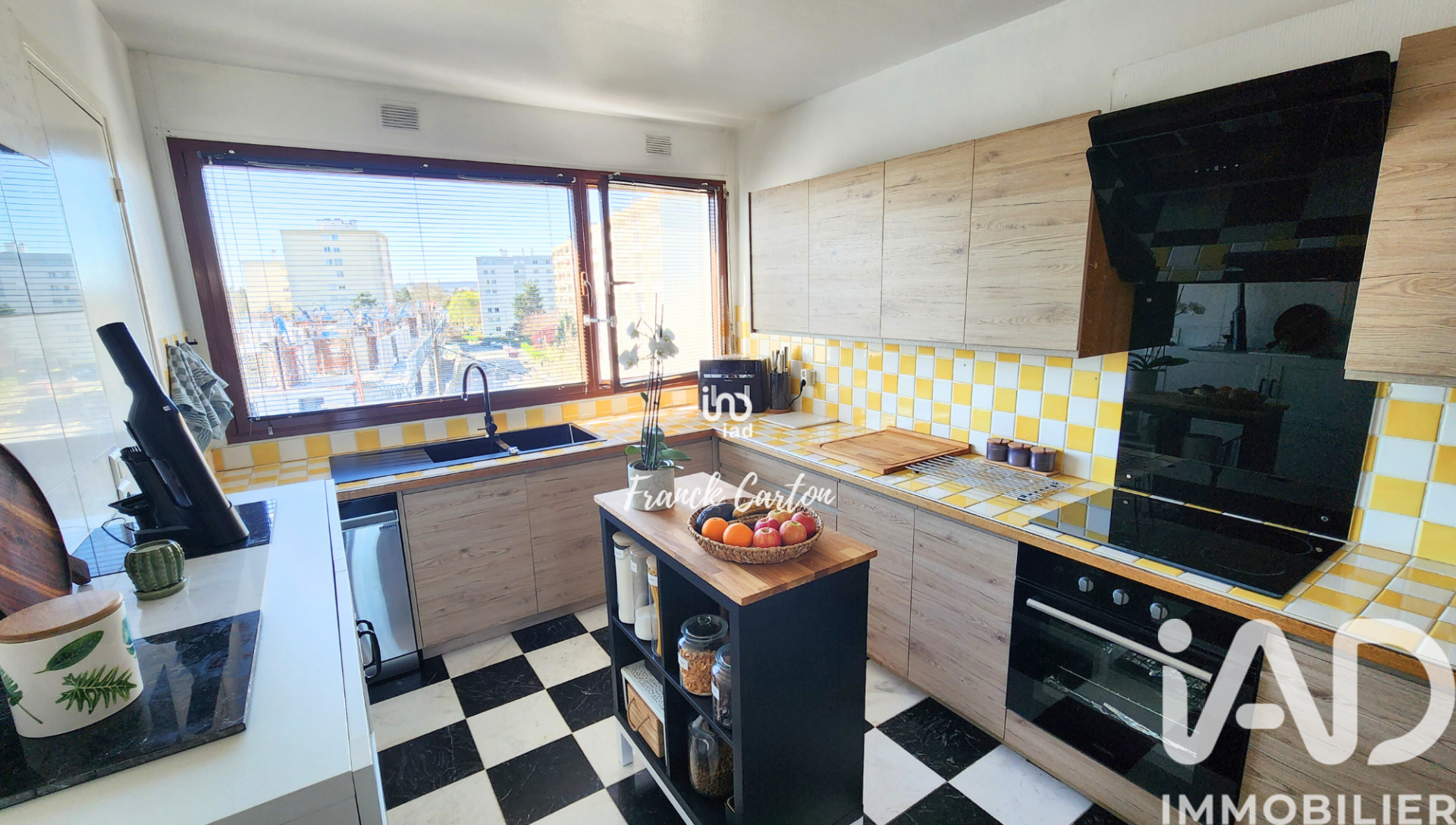Vente appartement à Chilly-Mazarin (91380) : appartement 4 pièces 84 m² - 1975667 — 8