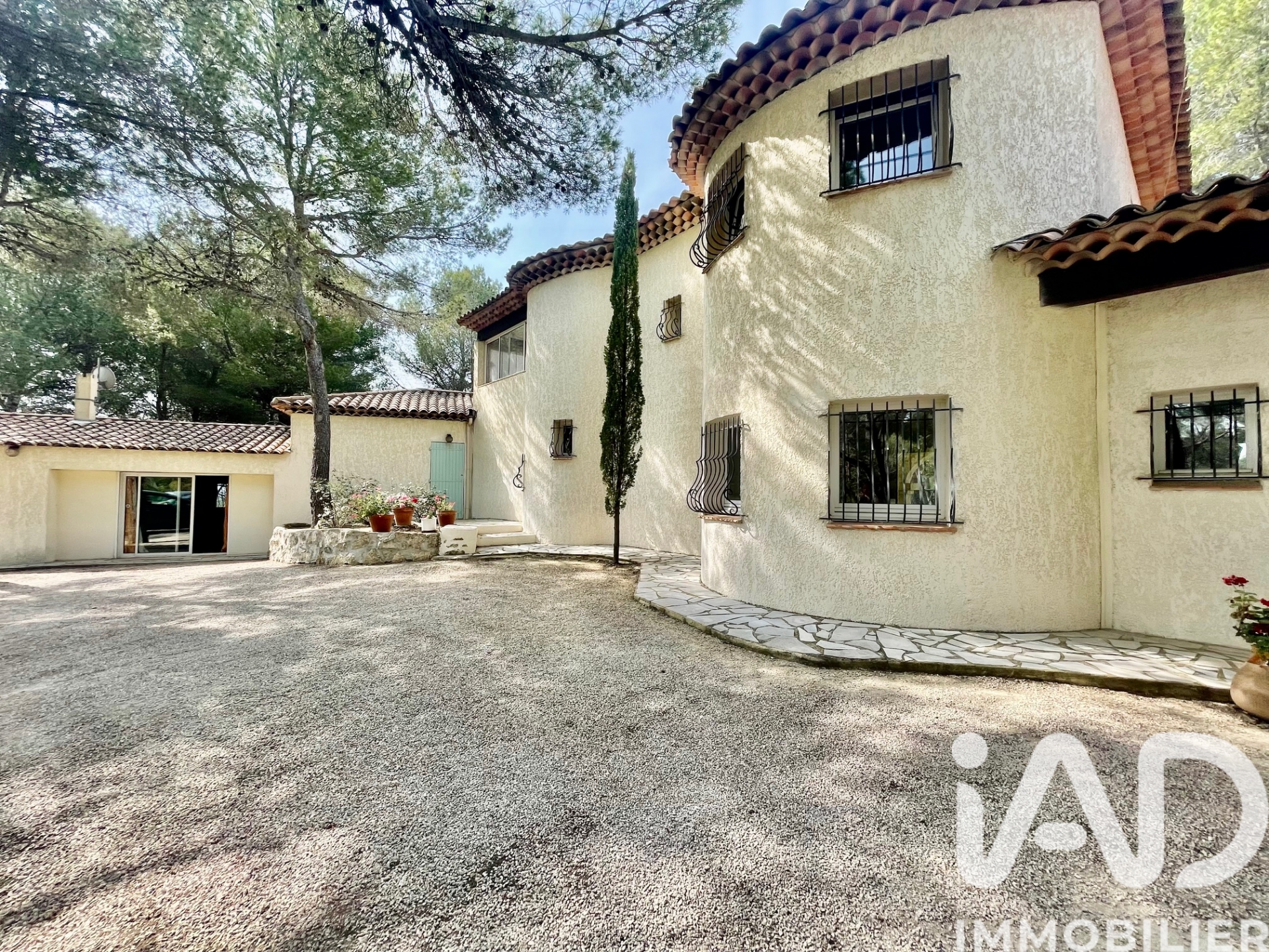 Vente maison à Ventabren (13122) : maison 5 pièces 257 m² — 17