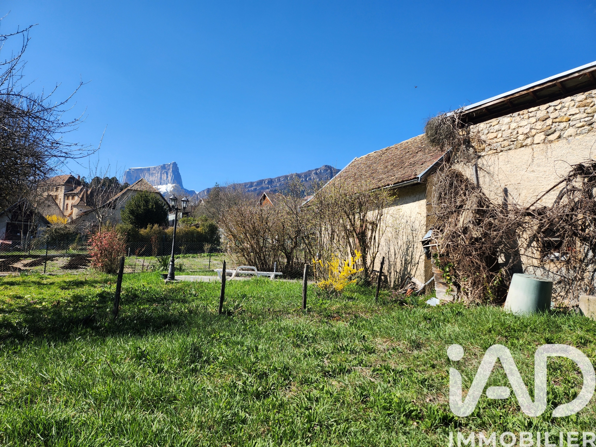 Vente maison à Clelles (38930) : maison de village 9 pièces 117 m² — 10