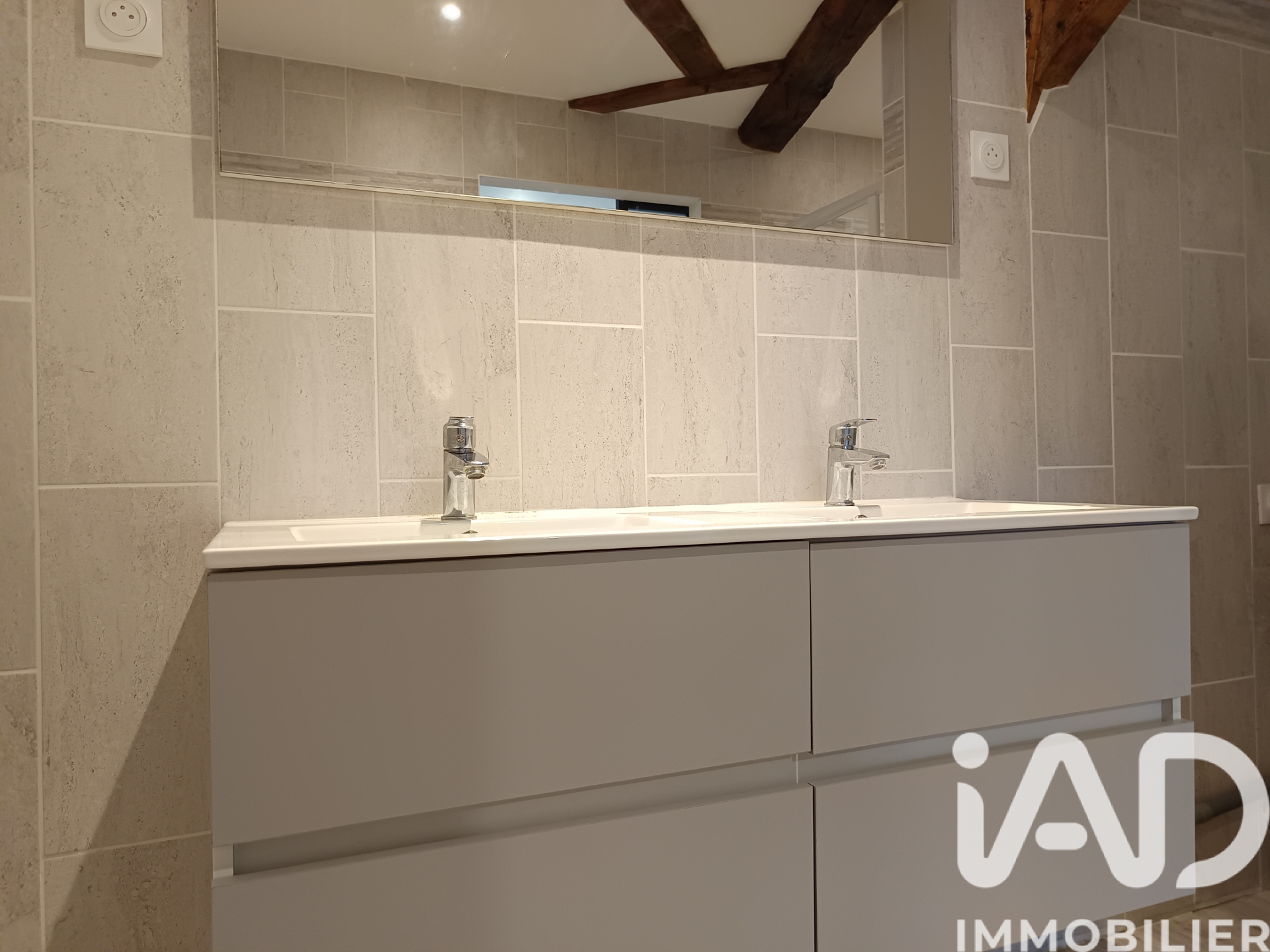 Vente maison à Loudun (86200) : maison 6 pièces 145 m² — 8