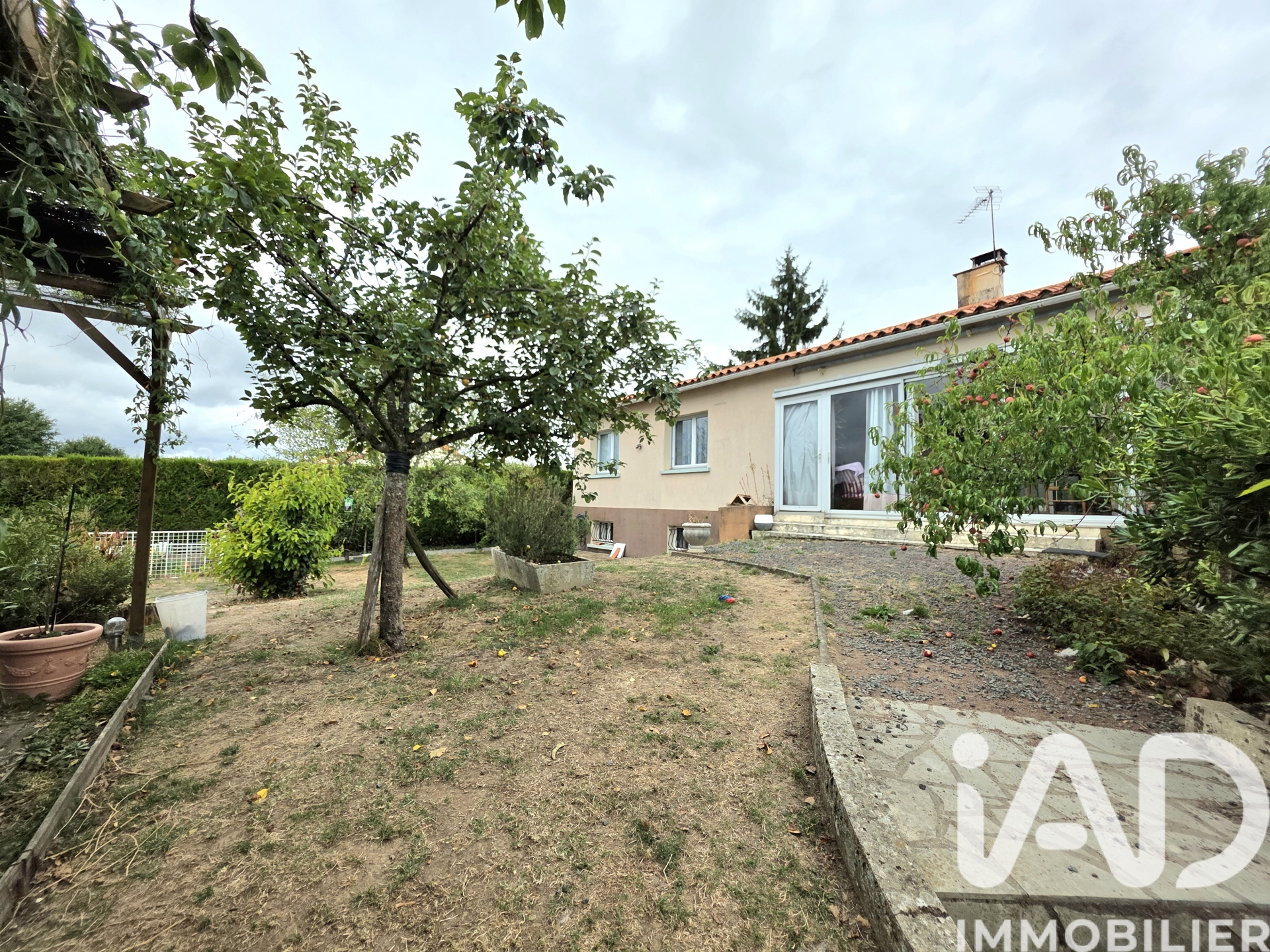 Vente maison à Le Tallud (79200) : pavillon 6 pièces 128 m² — 15