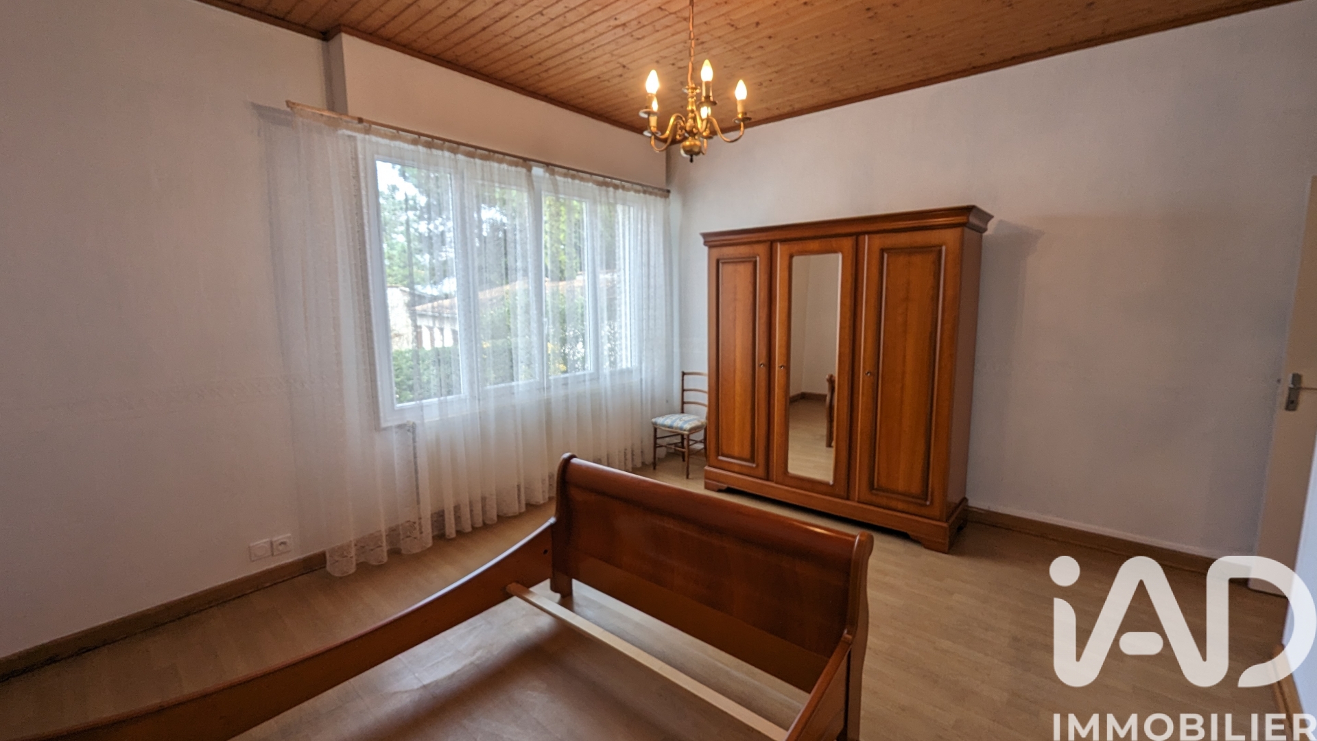 Vente maison à Montendre (17130) : maison de ville 5 pièces 138 m² — 12