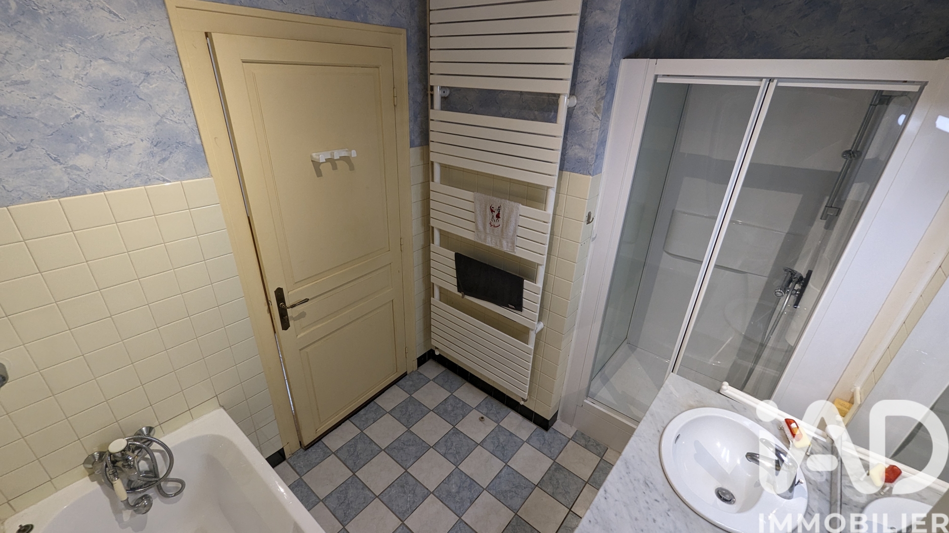 Vente maison à Montendre (17130) : maison de ville 5 pièces 138 m² — 8