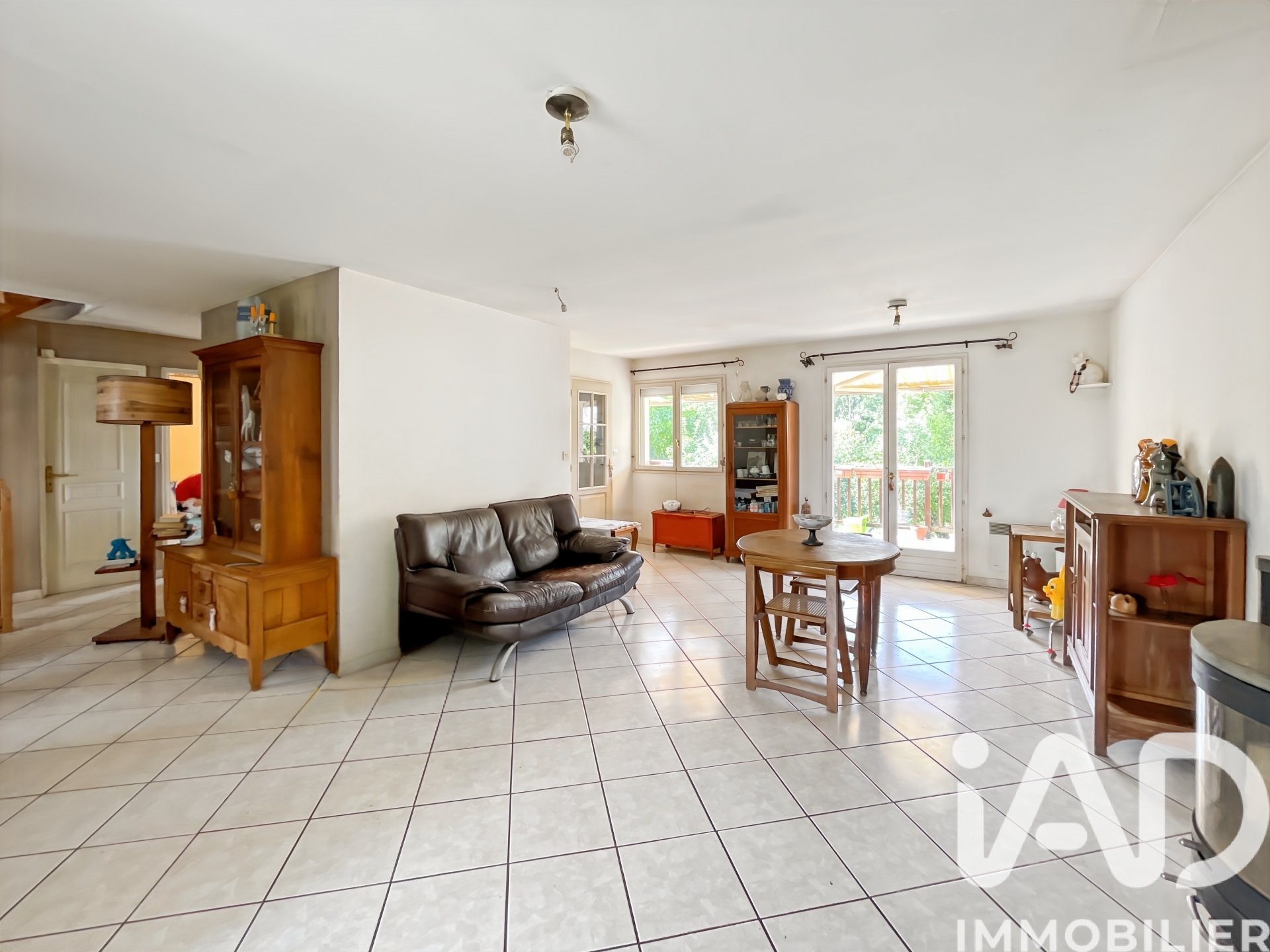 Vente maison à Montfermeil (93370) : maison traditionnelle 6 pièces 110 m² — 8