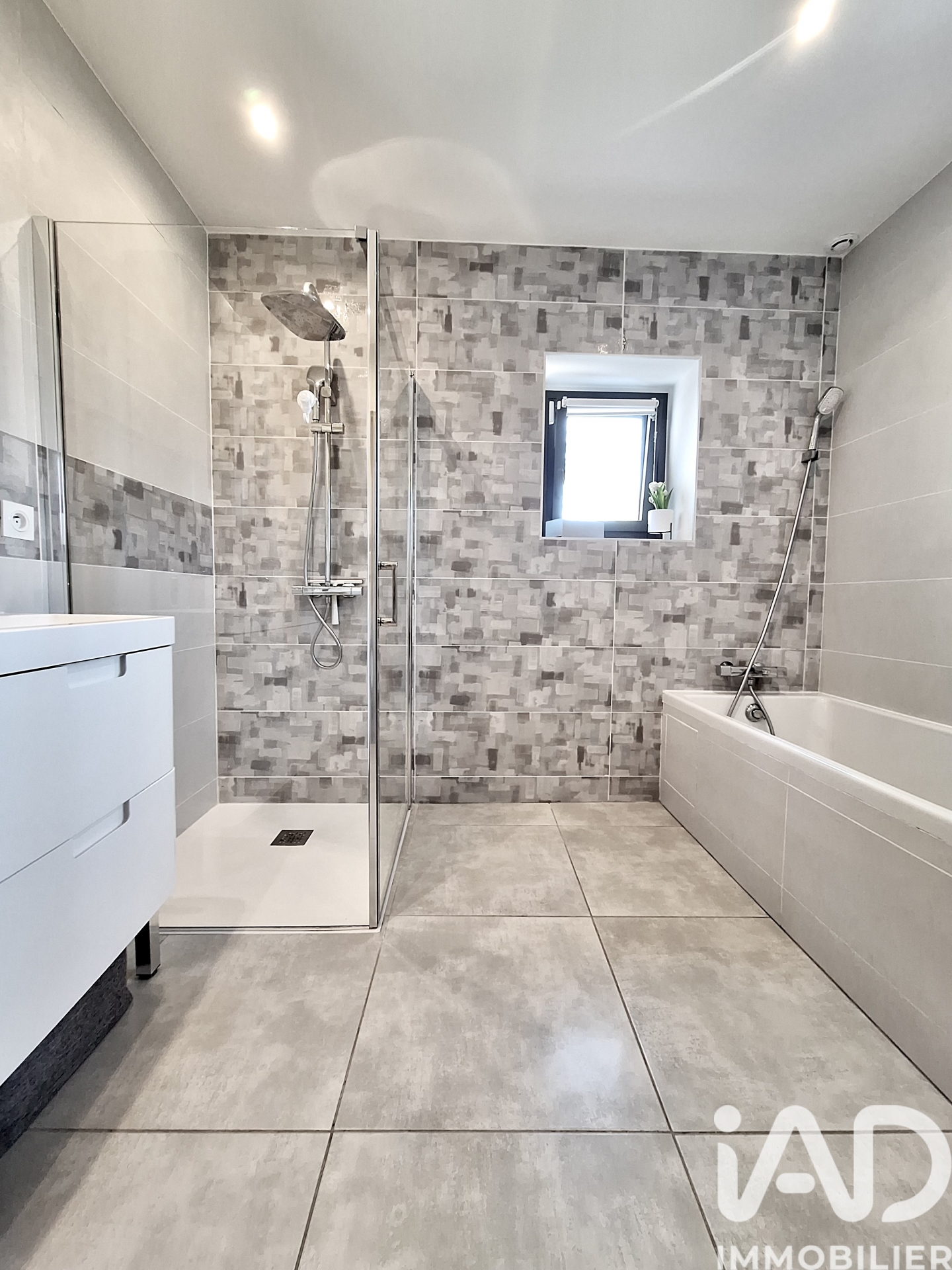 Vente maison à Monteils (30360) : demeure 6 pièces 205 m² — 7
