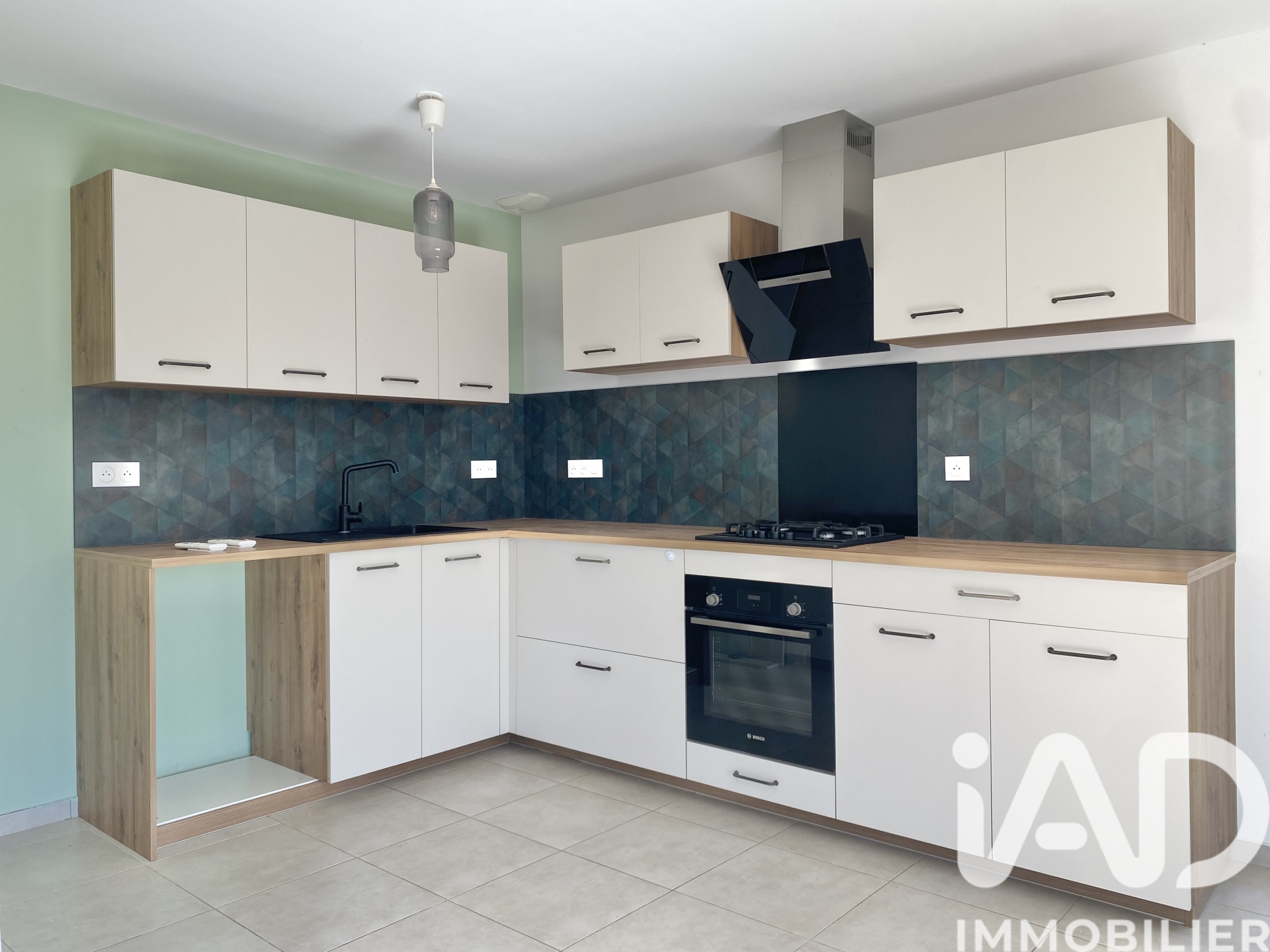 Vente maison à Pourrières (83910) : maison 4 pièces 80 m² — 5
