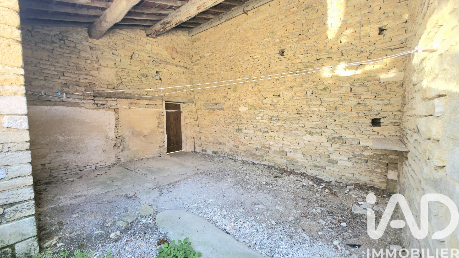 Vente maison à Châteauvillain (52120) : maison 3 pièces 106 m² — 10