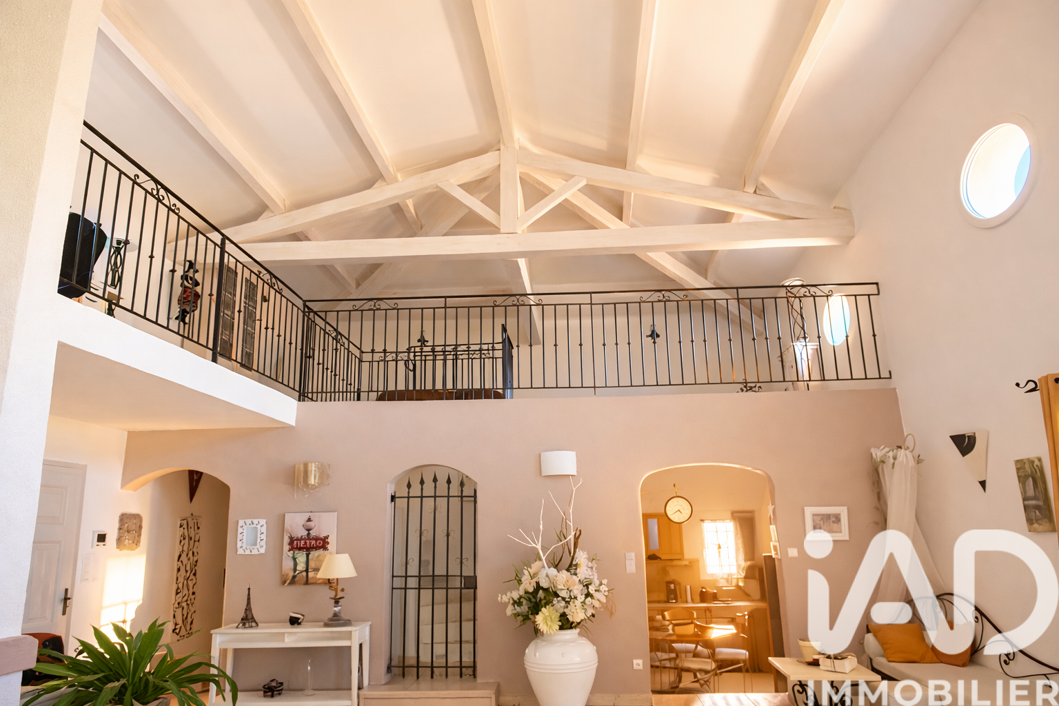 Vente maison à Besse sur Issole (83890) : maison 6 pièces 198 m² — 6