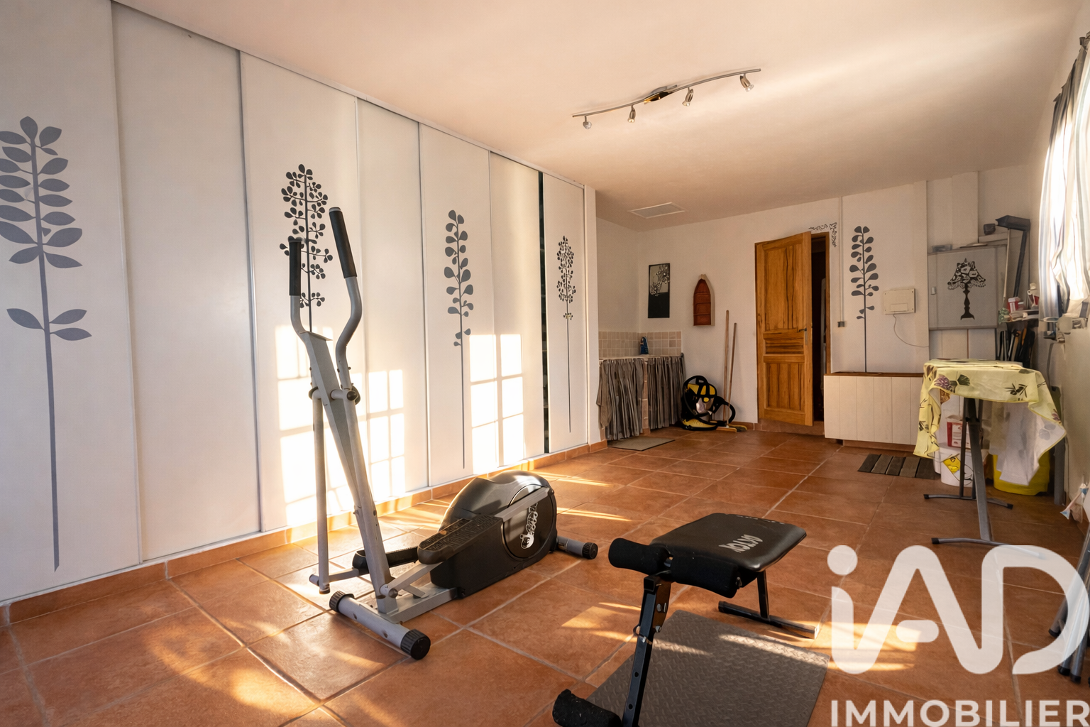 Vente maison à Besse sur Issole (83890) : maison 6 pièces 198 m² — 19