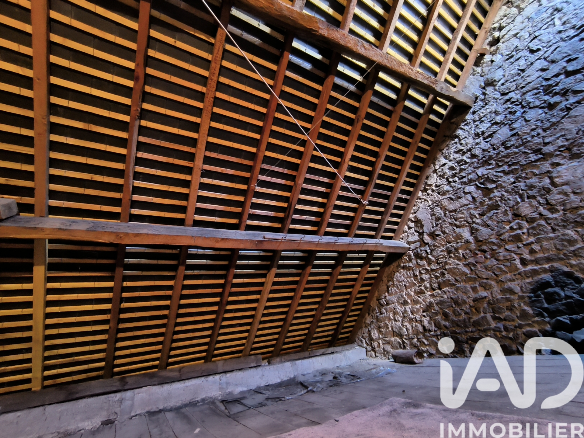 Vente maison à Crocq (23260) : maison 6 pièces 111 m² — 22