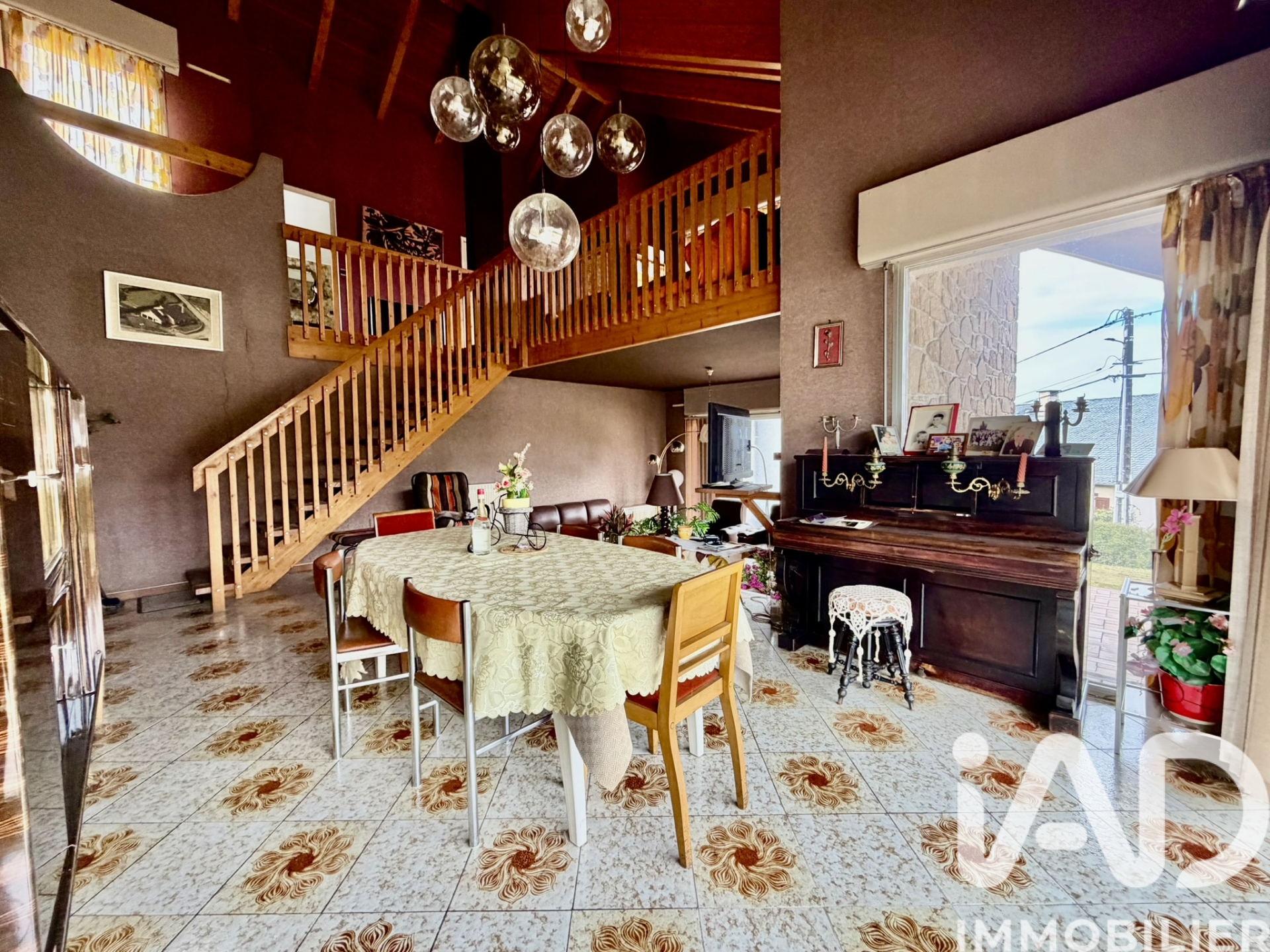 Vente maison à Rieupeyroux (12240) : maison d'architecte 7 pièces 206 m² - 2101421 — 23