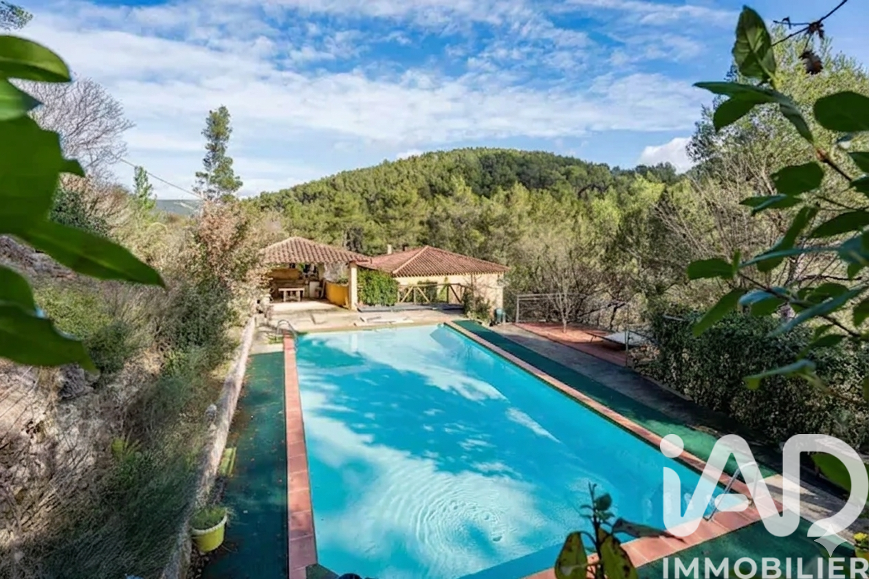 Maison à vendre à Auriol — 690 000 € — IAD France