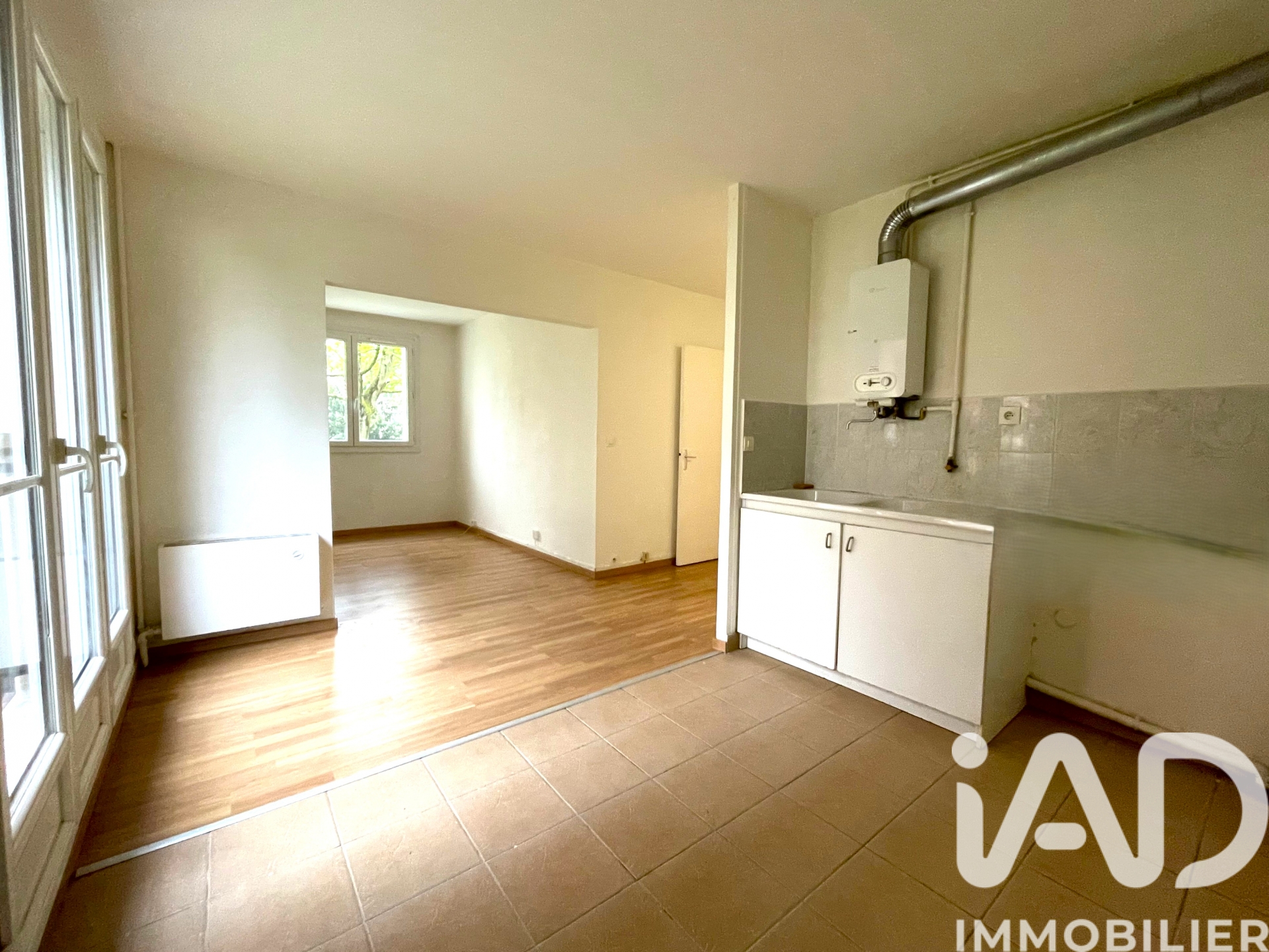 Vente appartement à Taverny (95150) : appartement 2 pièces 48 m² — 8