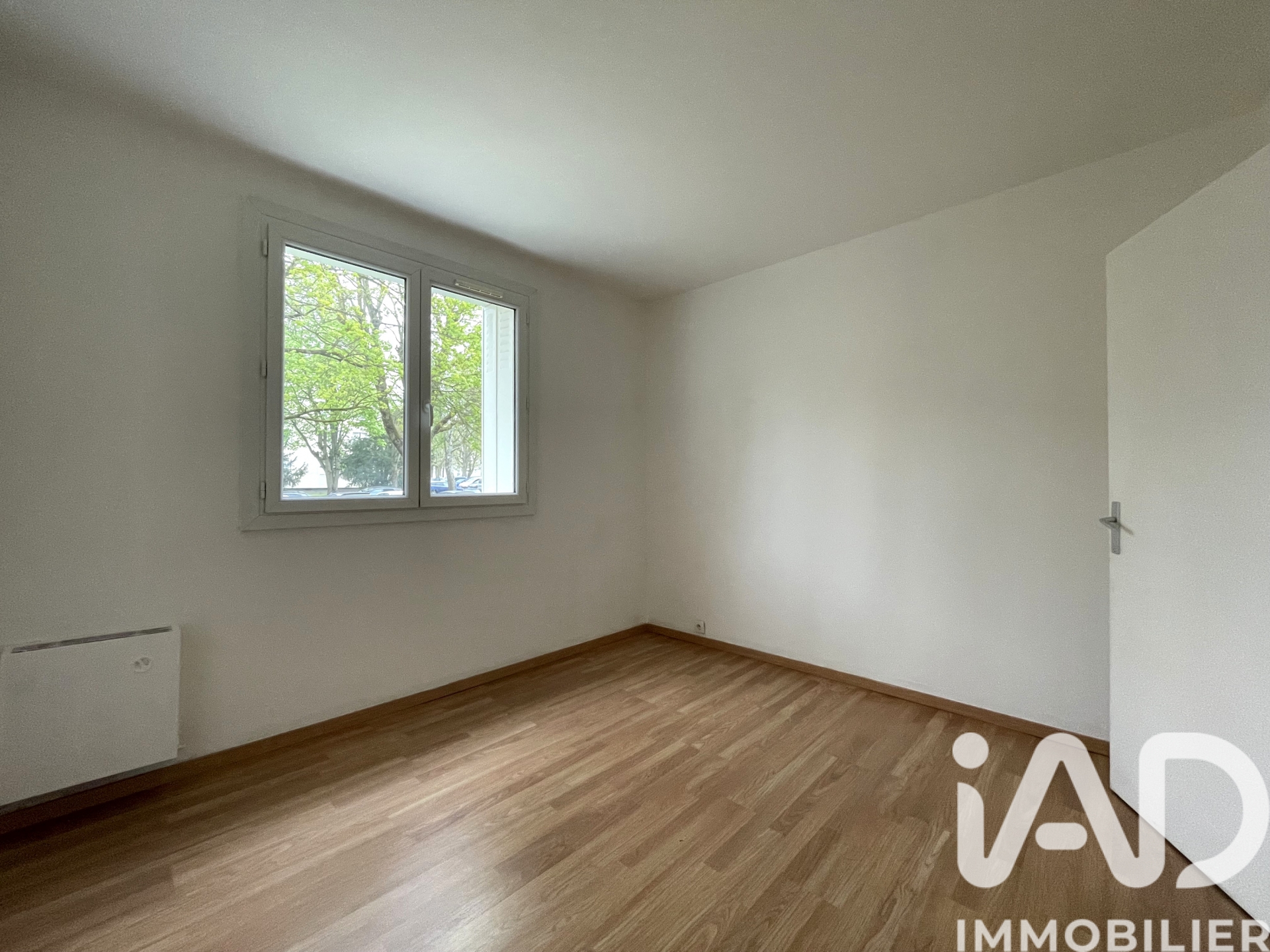 Vente appartement à Taverny (95150) : appartement 2 pièces 48 m² — 10