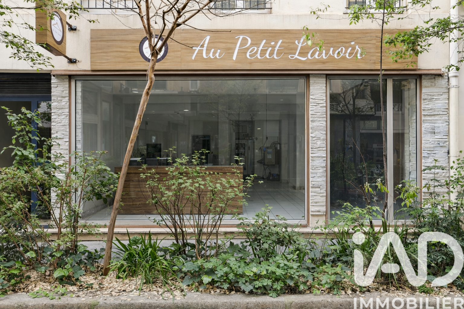 Appartement à vendre à Paris — 410 000 € — IAD France