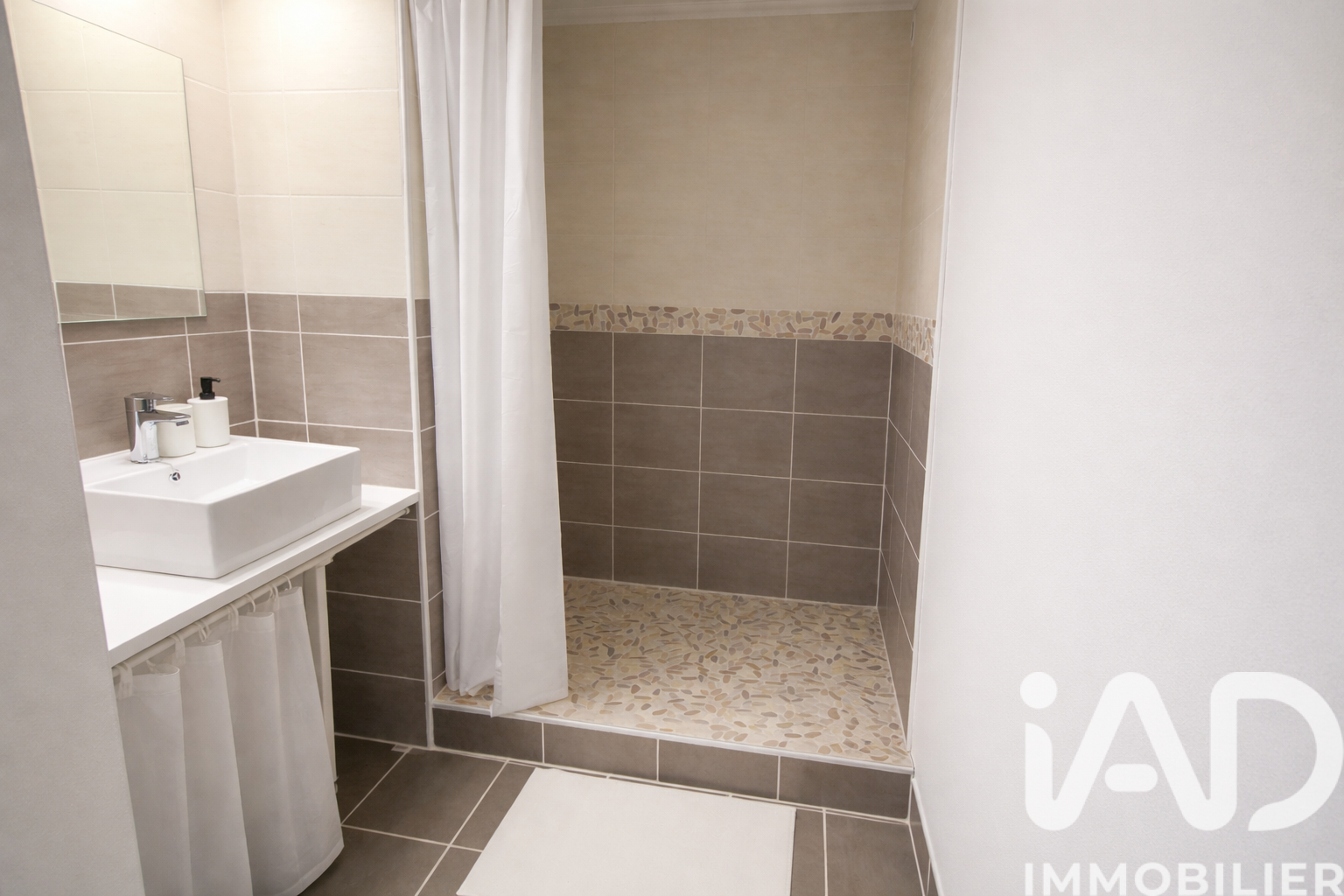 Vente appartement à Gassin (83580) : appartement 5 pièces 98 m² — 6