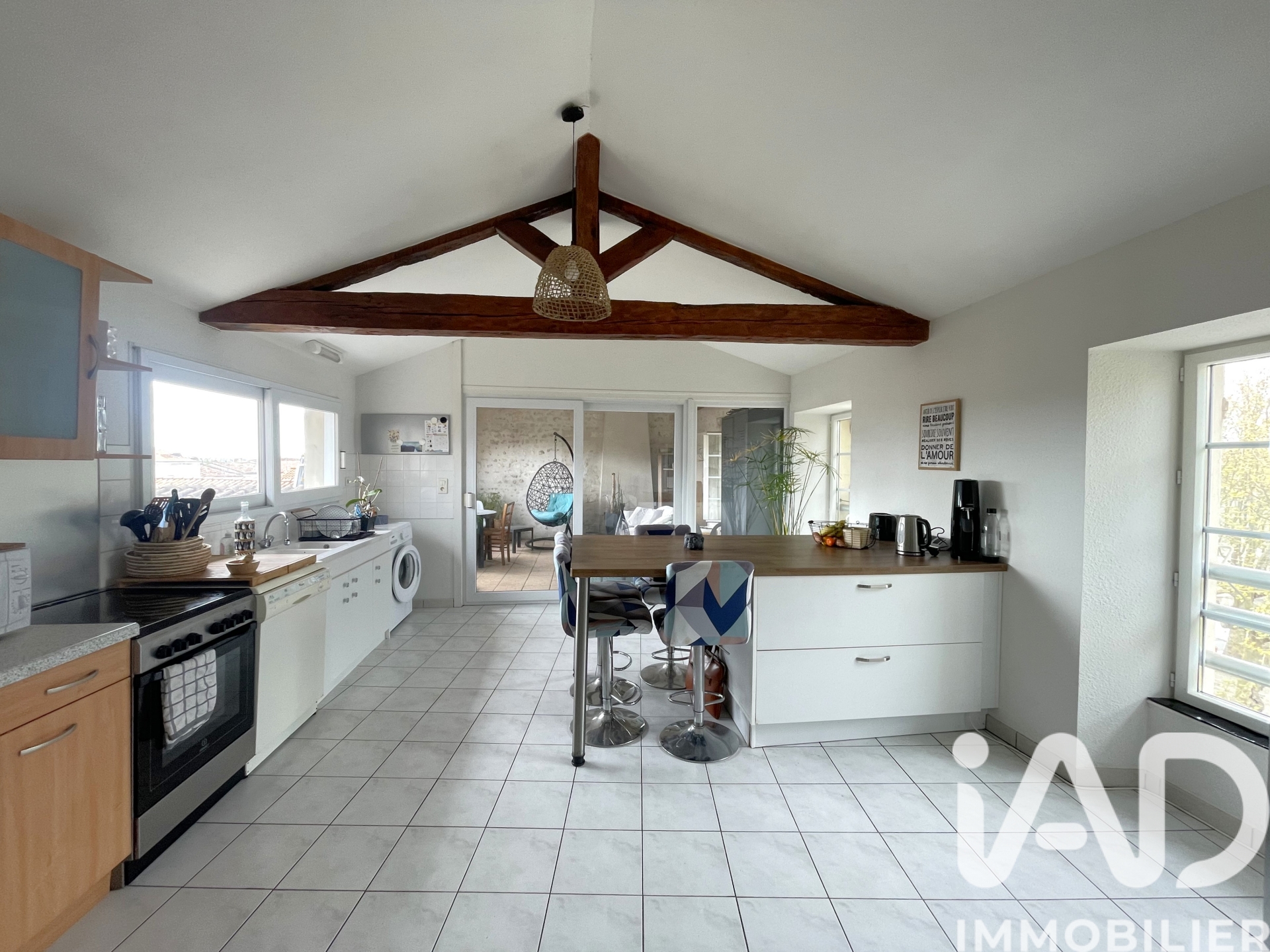 Vente appartement à Marennes (17320) : appartement 3 pièces 117 m² - 1988939 — 17