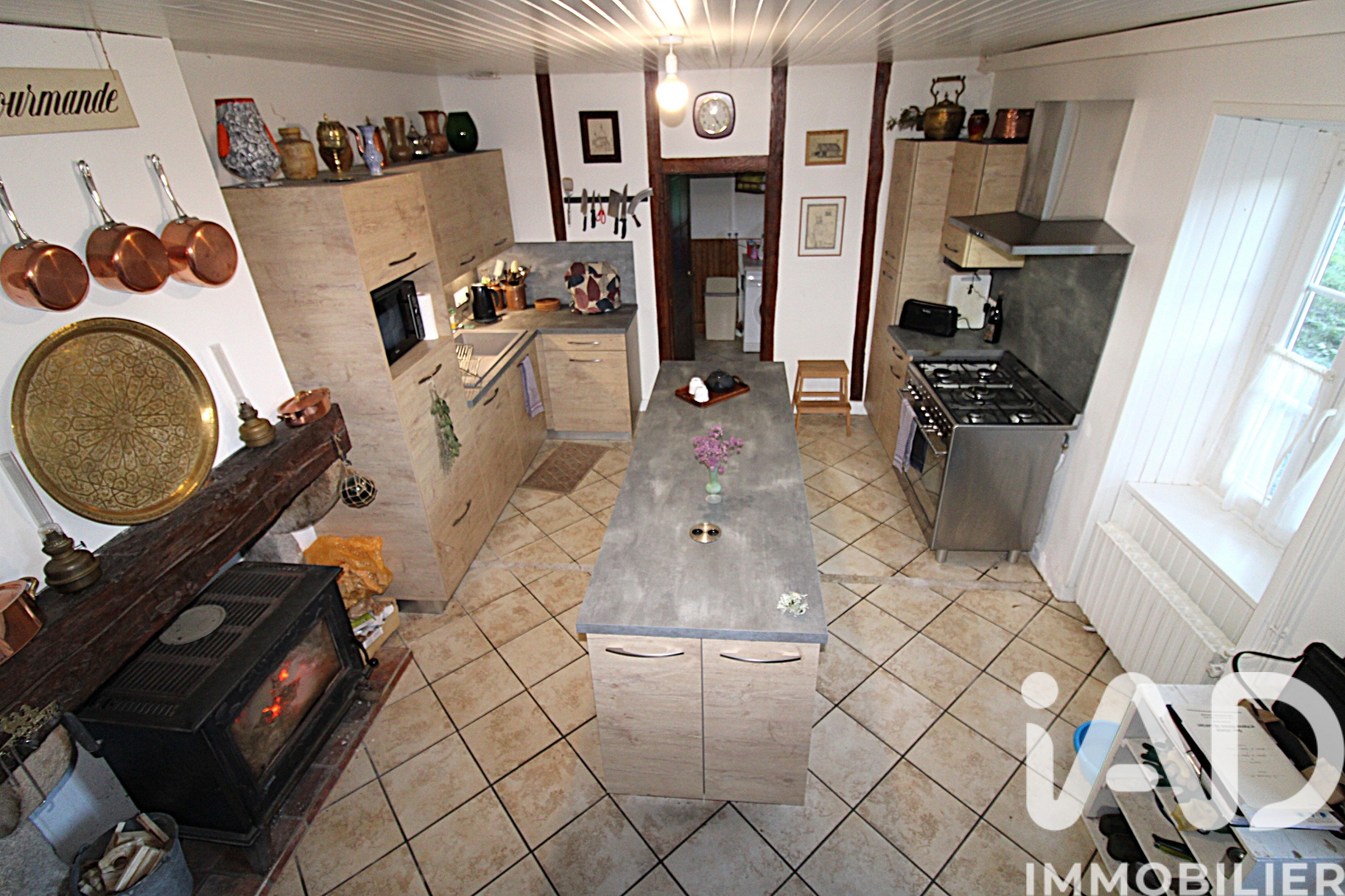 Vente maison à Bourganeuf (23400) : maison de village 8 pièces 156 m² — 5