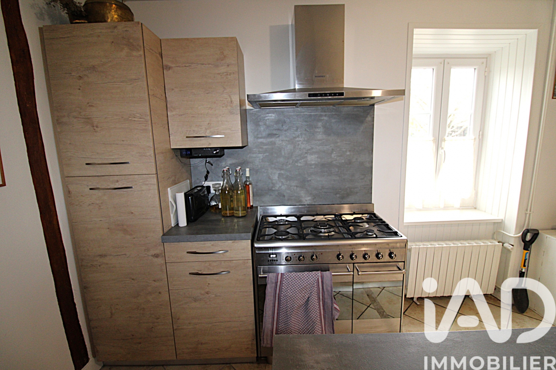Vente maison à Bourganeuf (23400) : maison de village 8 pièces 156 m² — 6