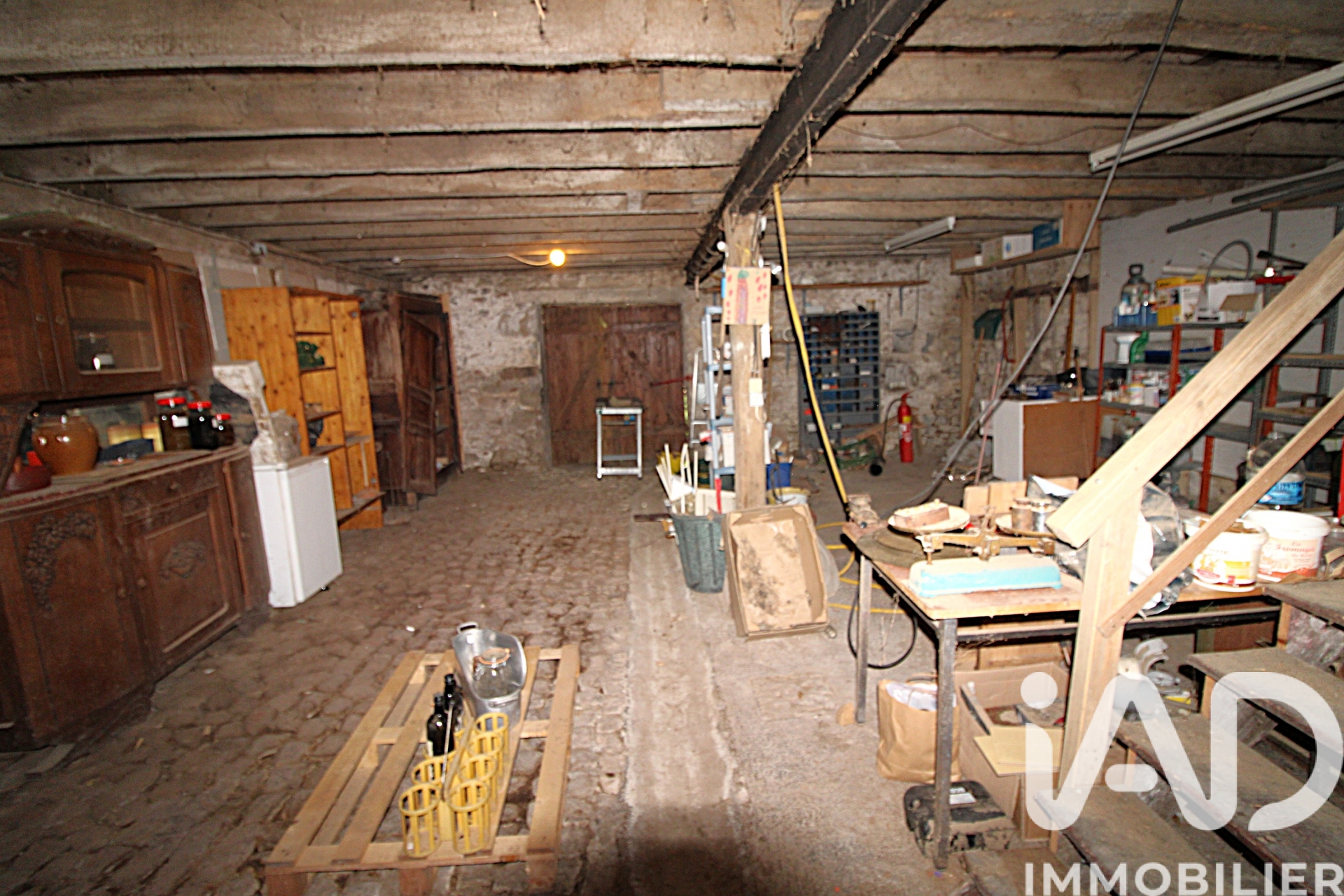 Vente maison à Bourganeuf (23400) : maison de village 8 pièces 156 m² — 18