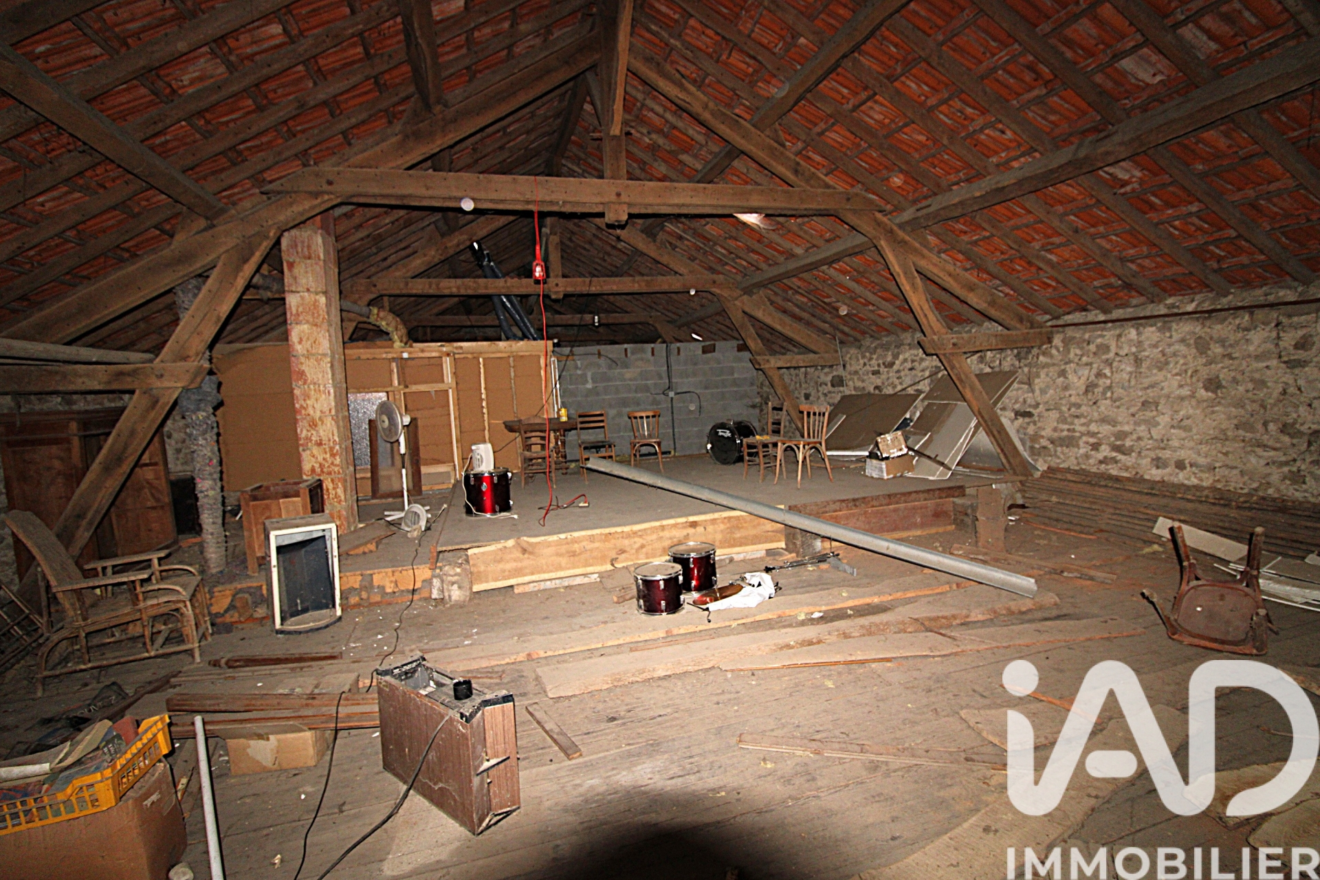 Vente maison à Bourganeuf (23400) : maison de village 8 pièces 156 m² — 19