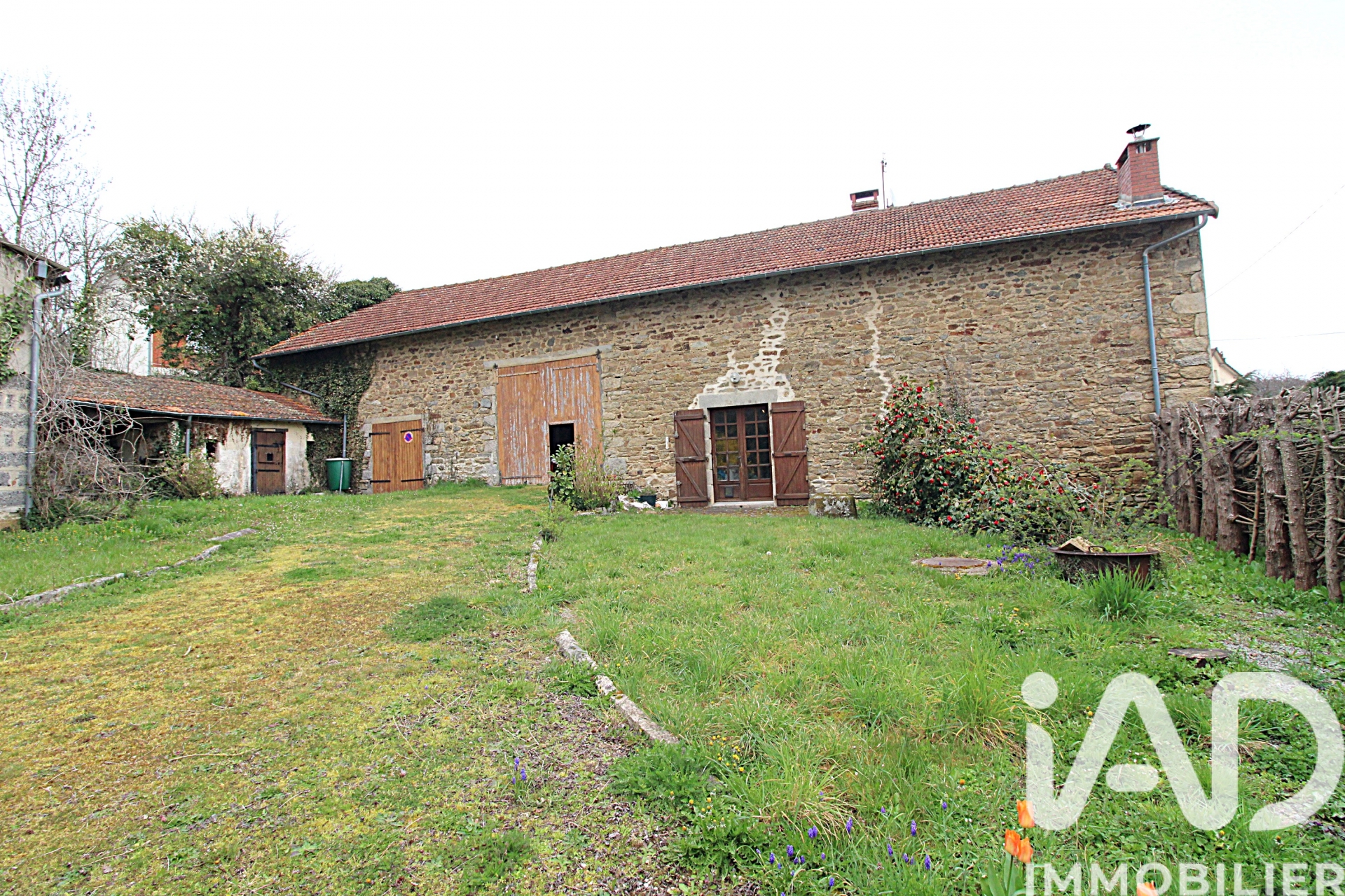 Vente maison à Bourganeuf (23400) : maison de village 8 pièces 156 m² — 17