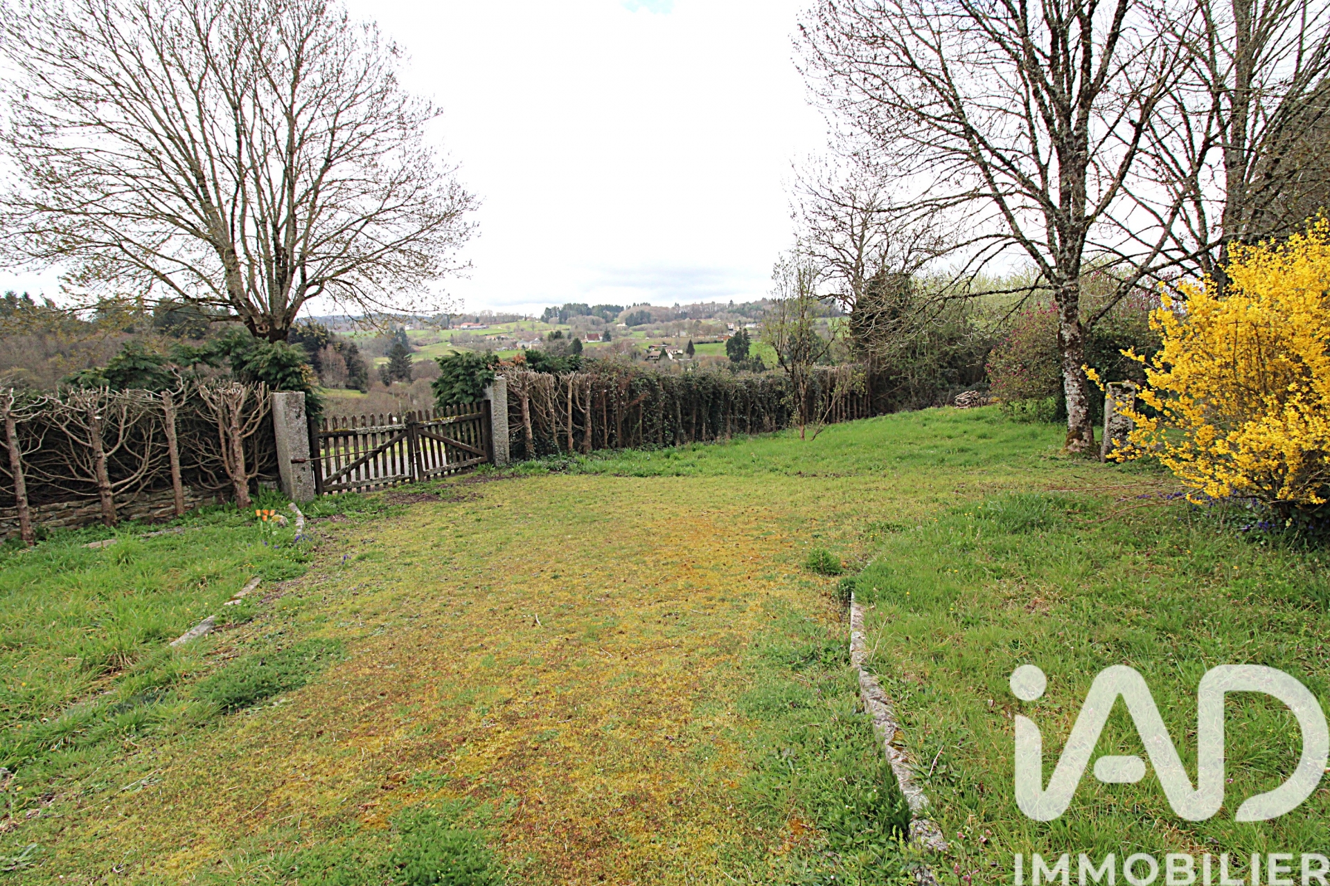 Vente maison à Bourganeuf (23400) : maison de village 8 pièces 156 m² — 21