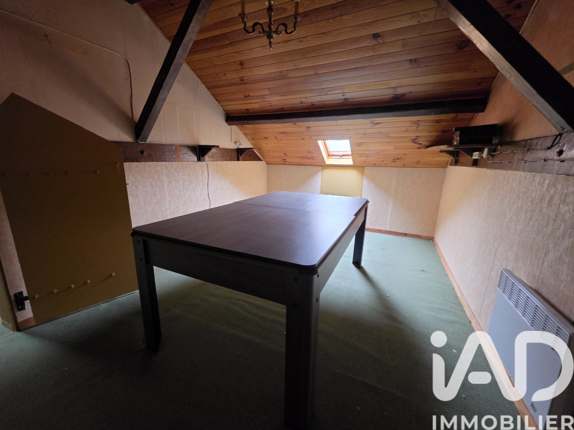 Vente maison à Vichy (03200) : maison 8 pièces 127 m² — 18