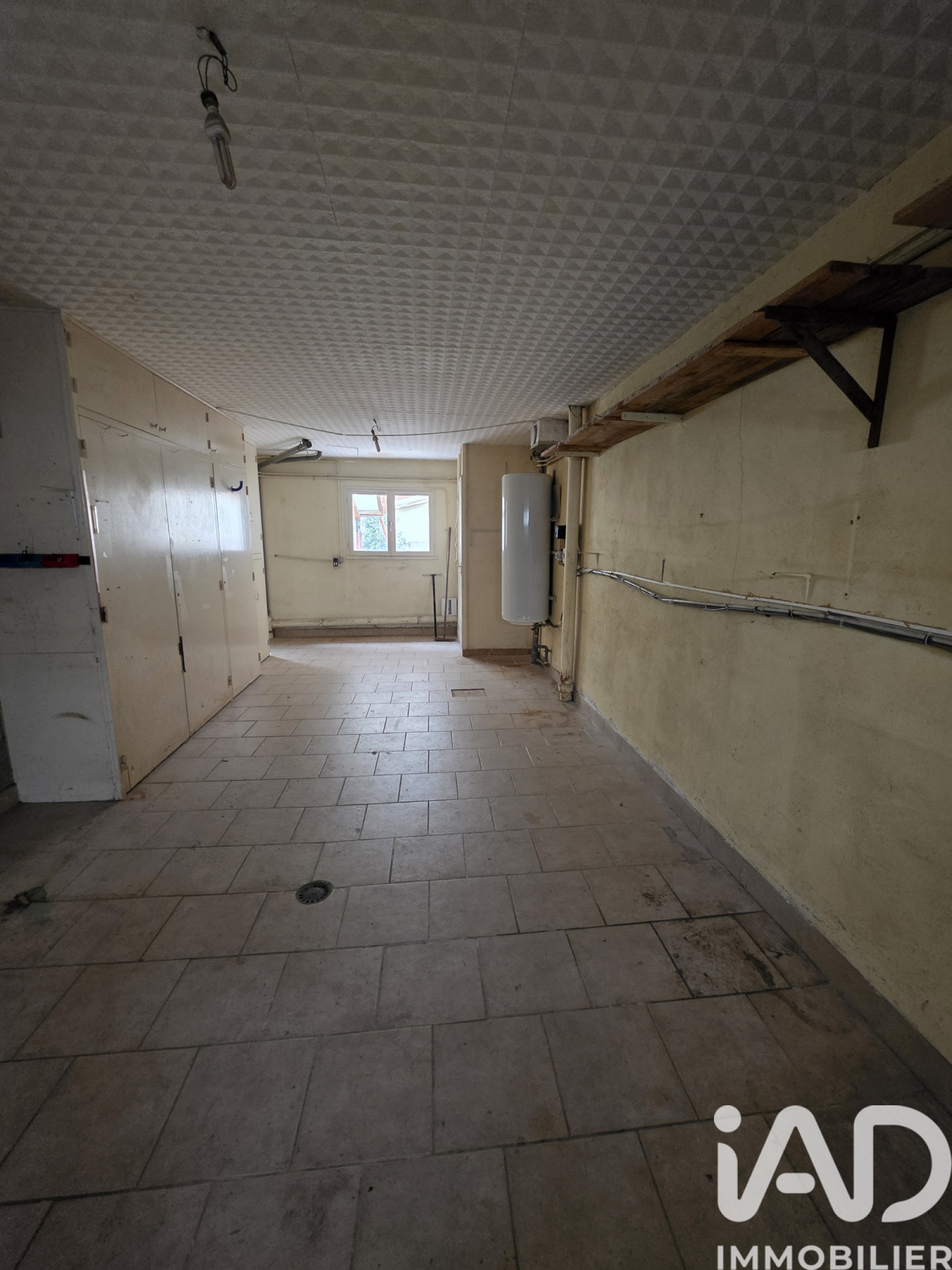 Vente maison à Vichy (03200) : maison 8 pièces 127 m² — 23