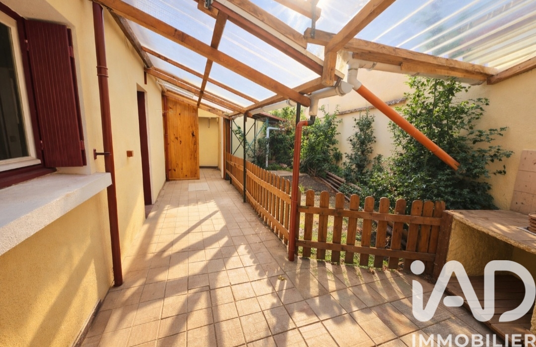 Vente maison à Vichy (03200) : maison 8 pièces 127 m² — 24