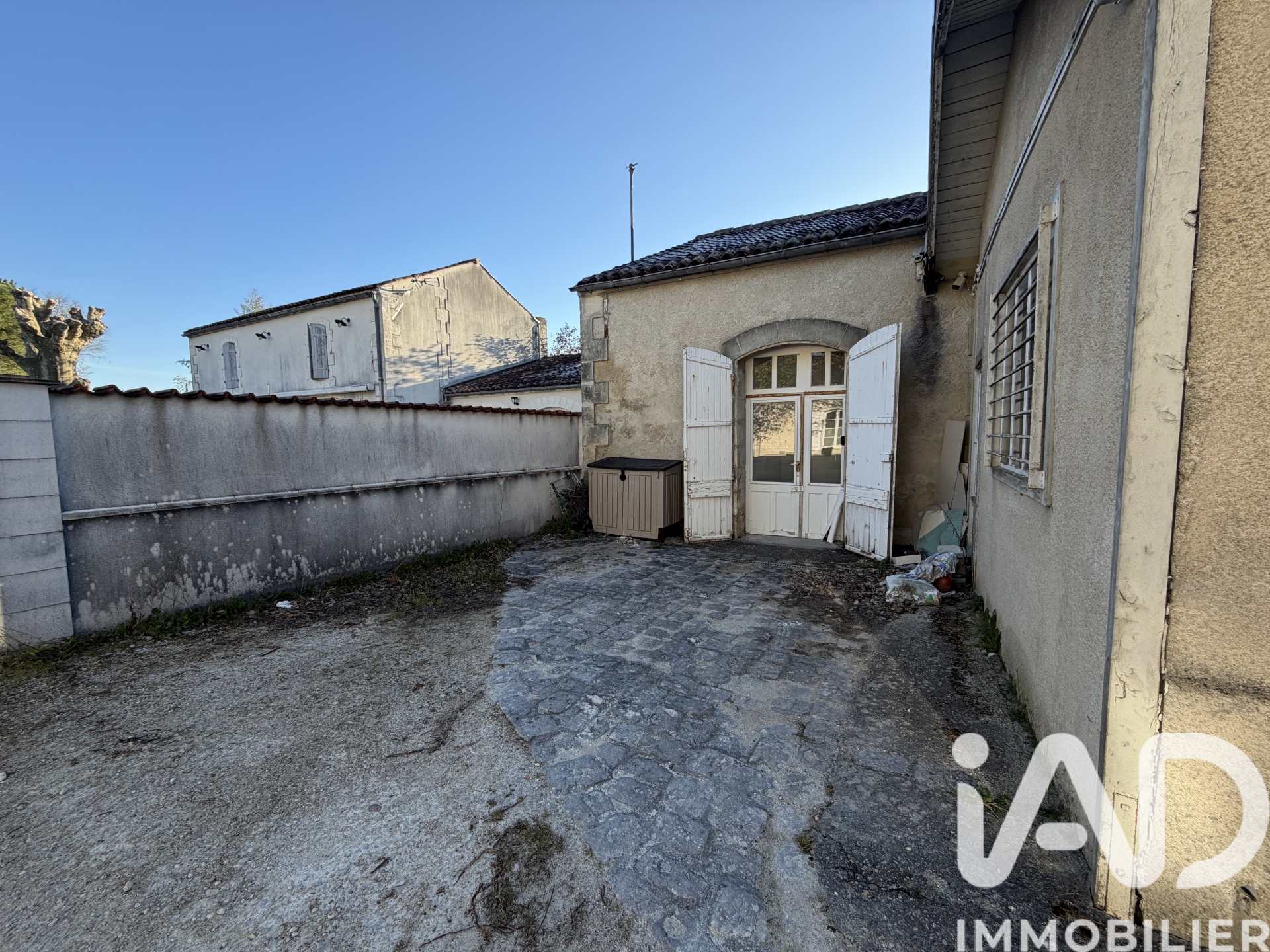 Vente maison à Jarnac (16200) : maison de ville 5 pièces 135 m² — 18