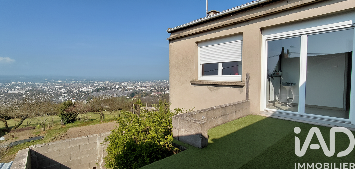 Vente maison à Montluçon (03100) : maison de ville 5 pièces 107 m² — 2