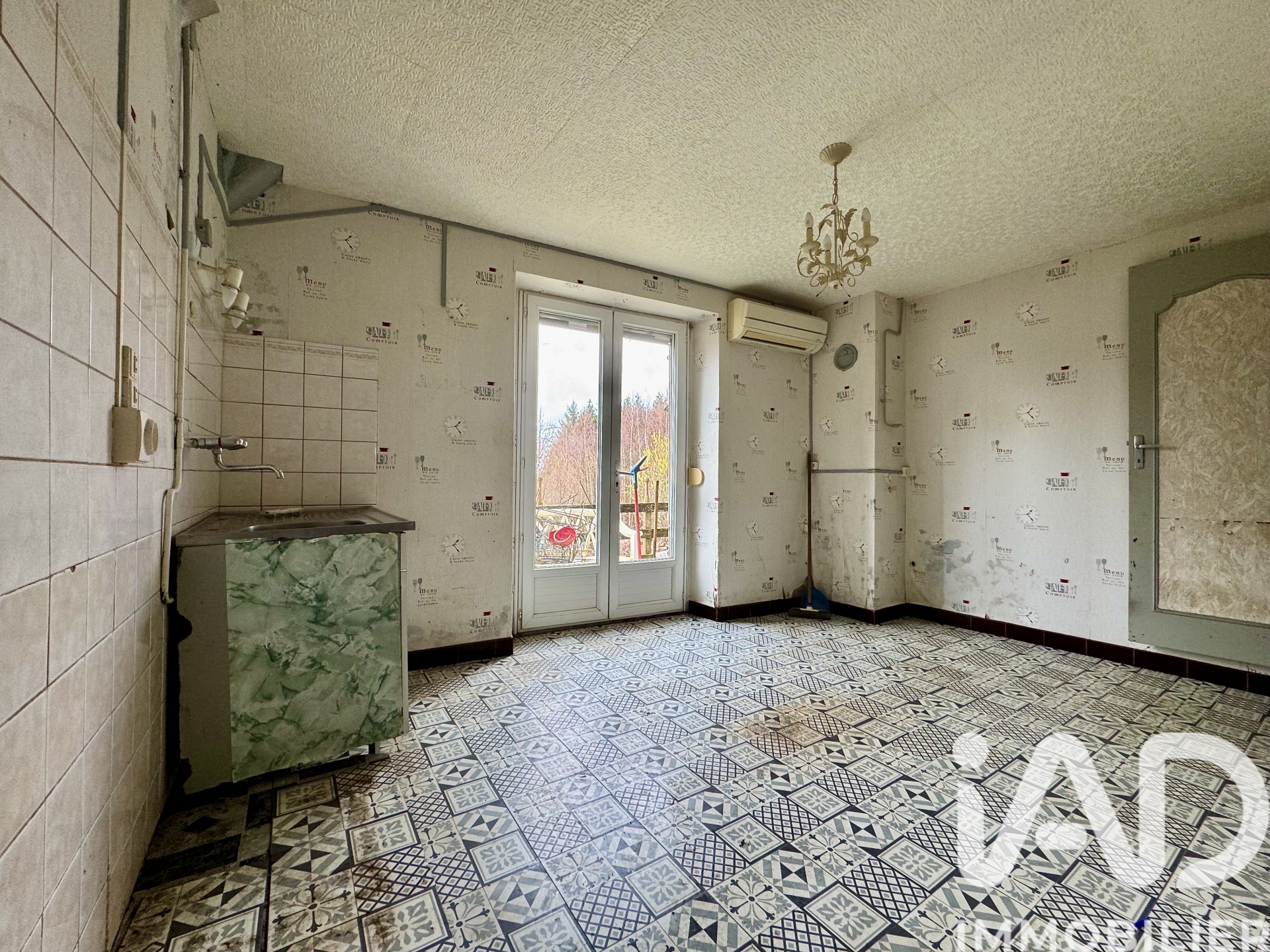 Vente maison à Monthermé (08800) : maison de village 6 pièces 129 m² — 5